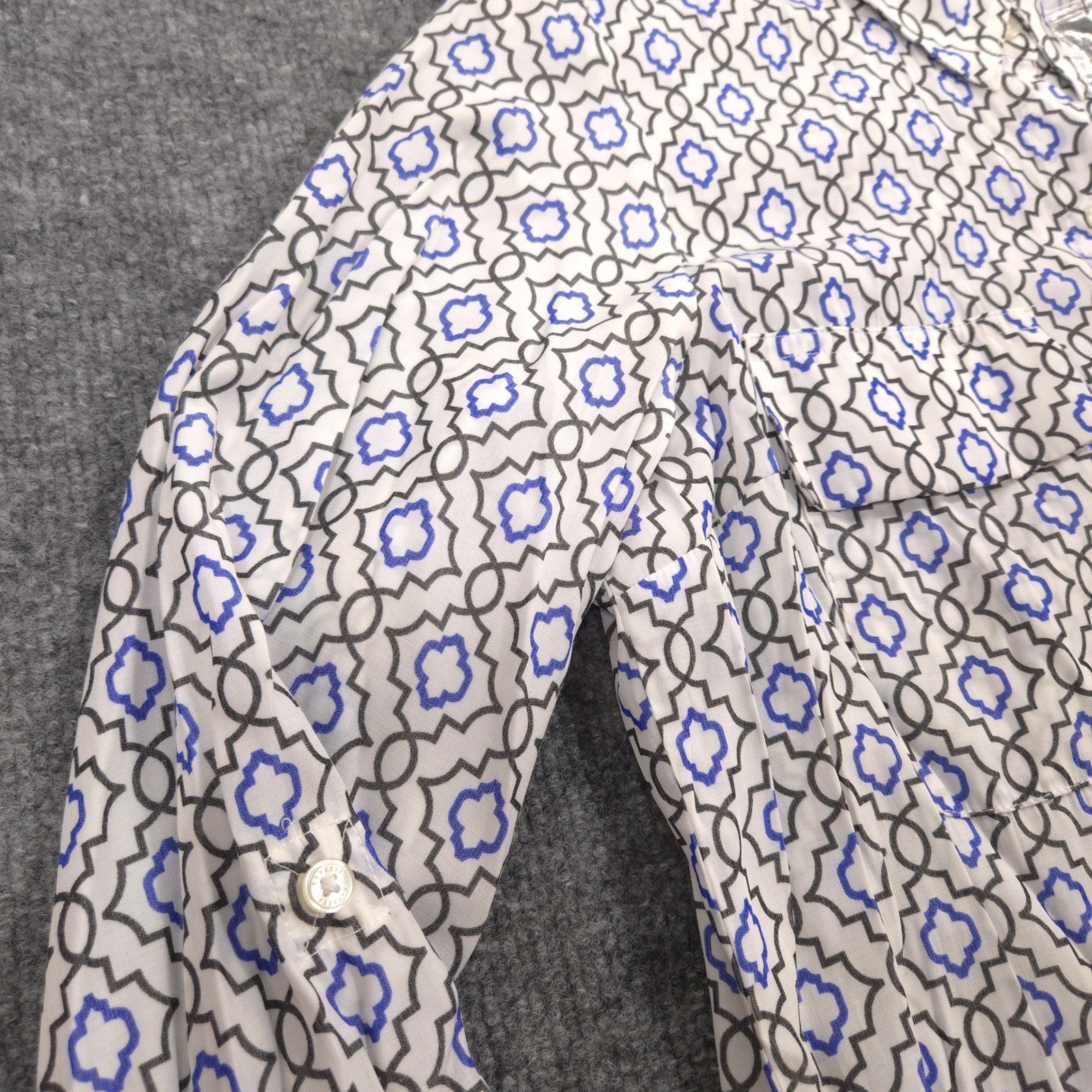Express The City Shirt Womens M Blue Geometric Lightweight Roll Tab Sleeve NEW
