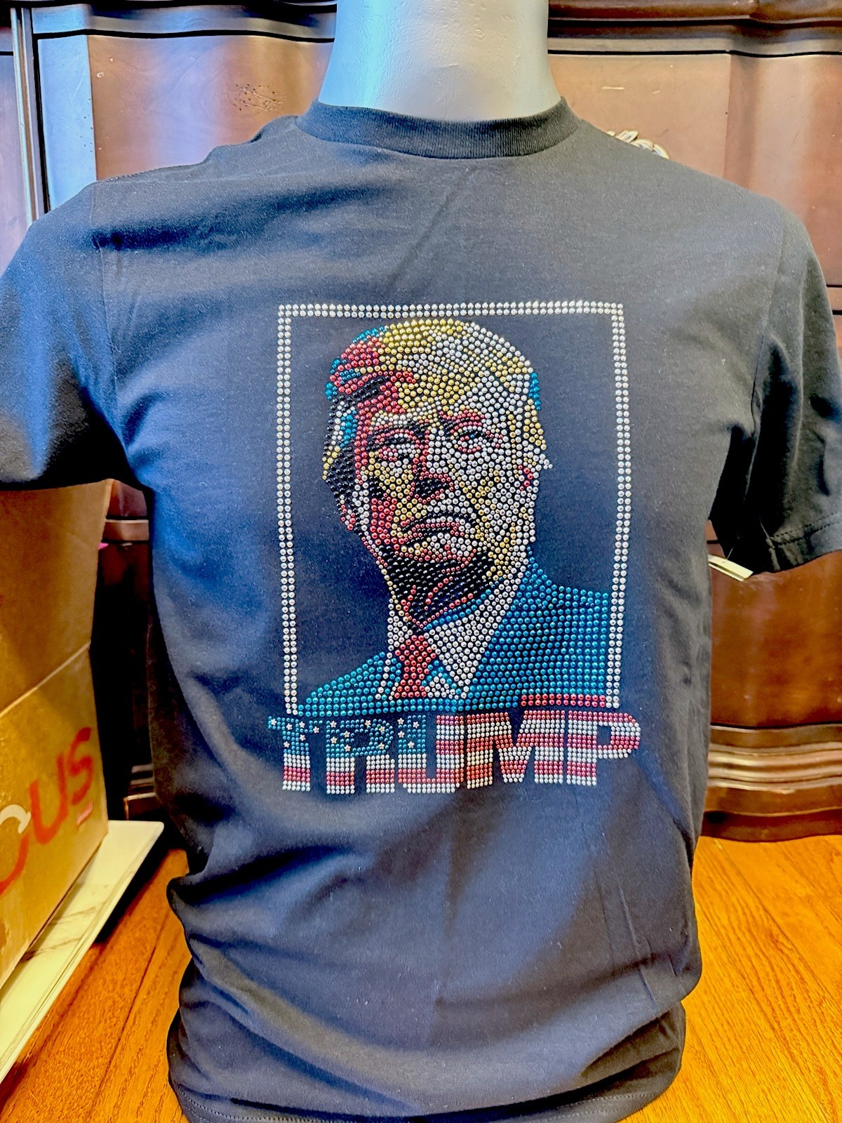 NEW Donald Trump President Women T-shirt szS BLK Glitter