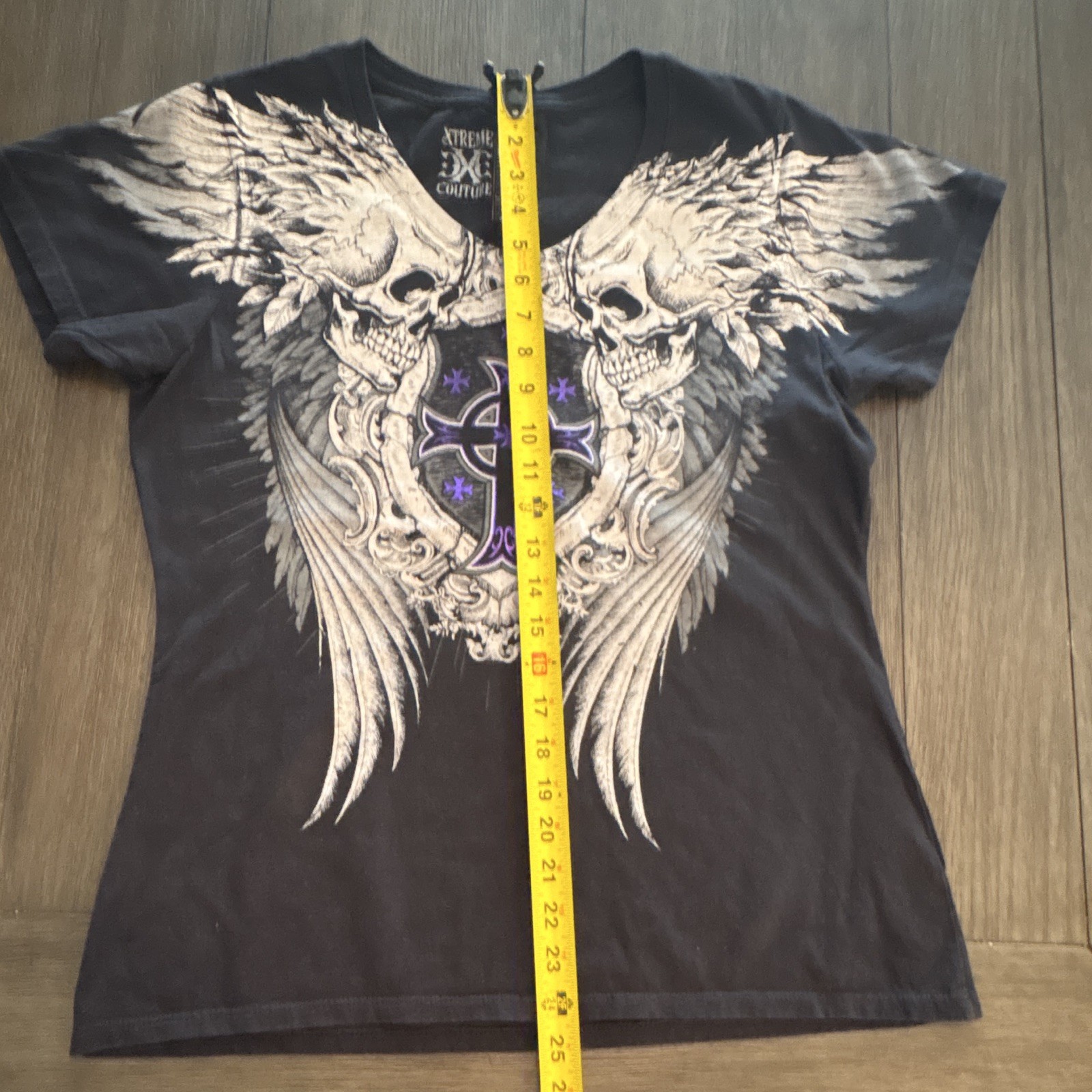 Xtreme Couture Women’s Black Skull Graphic Print V-Neck Cotton Knit Tee L
