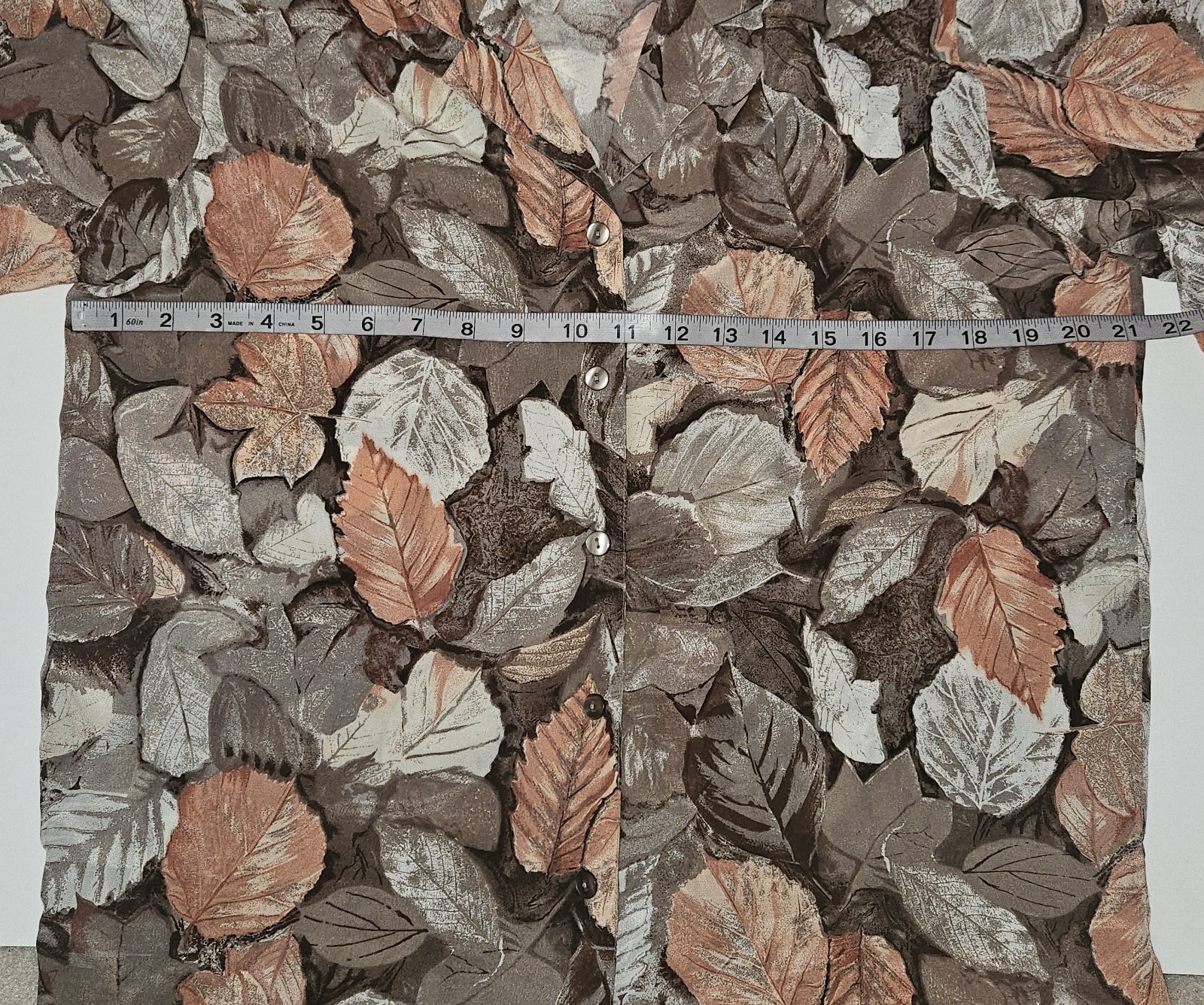 VTG Quo-Silk Button Front Blouse Brown Coral Leaves Fall 100% Silk Size Medium