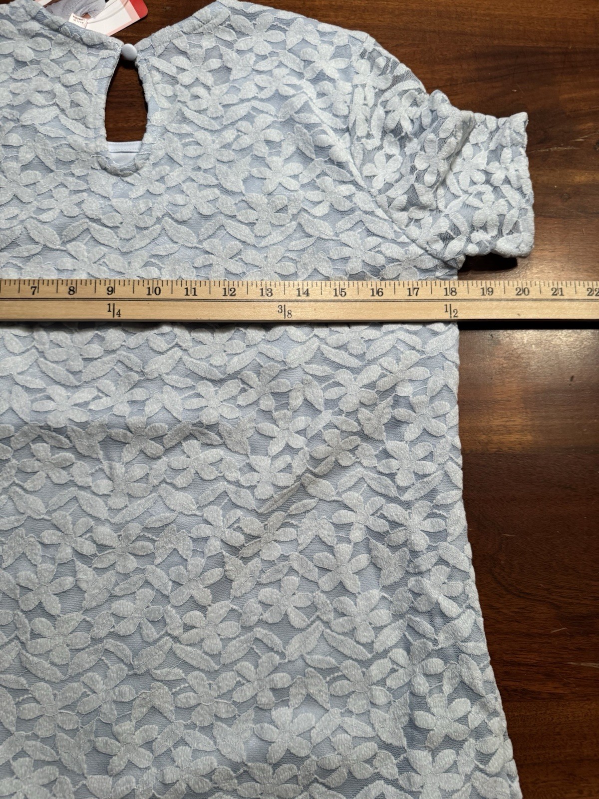 Teddi Rose Women’s Light blue Floral Lace Top Scallop Hem Blouse Sz M – NEW