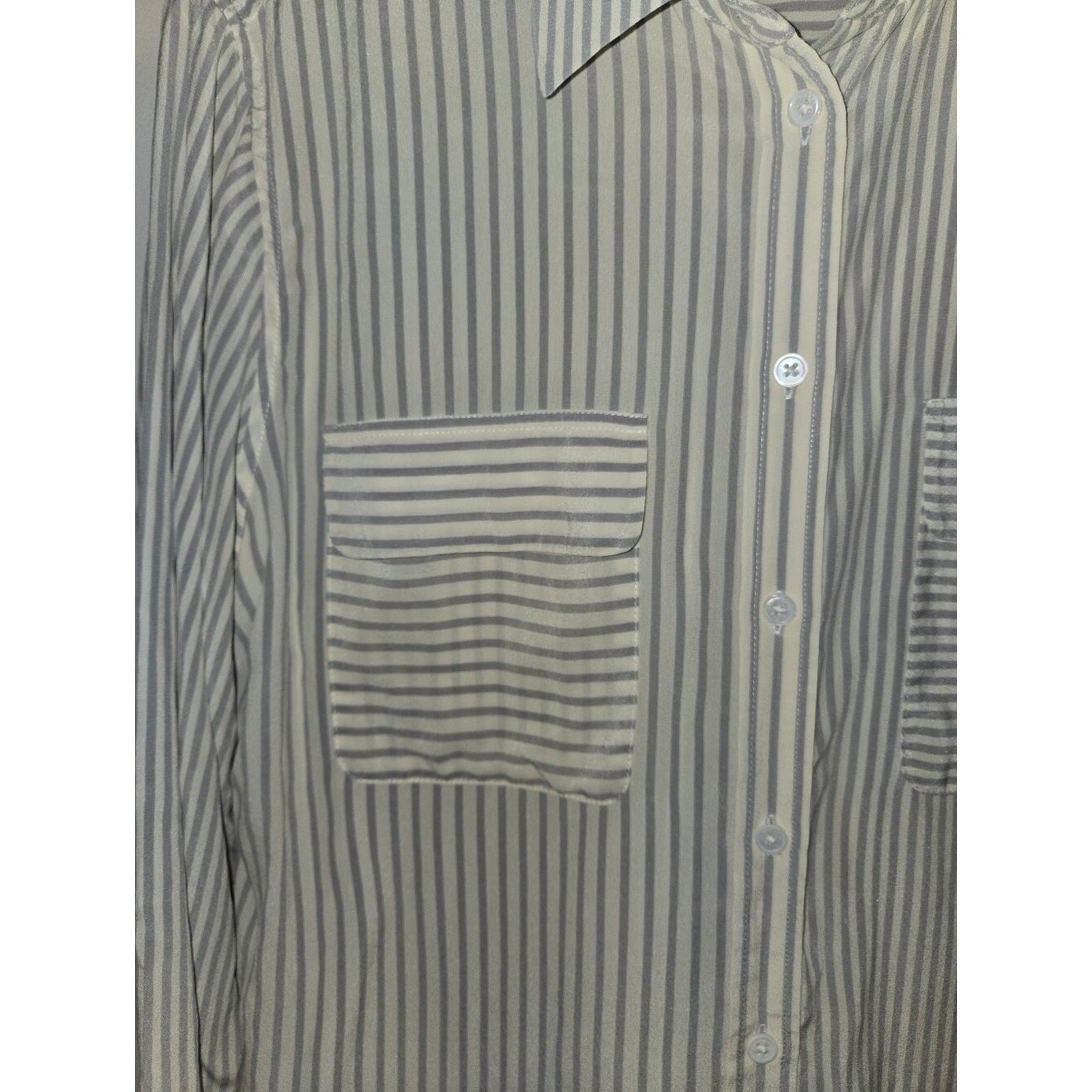 Equipment Femme 100% Silk Striped Button Down Blouse M Quiet Luxury