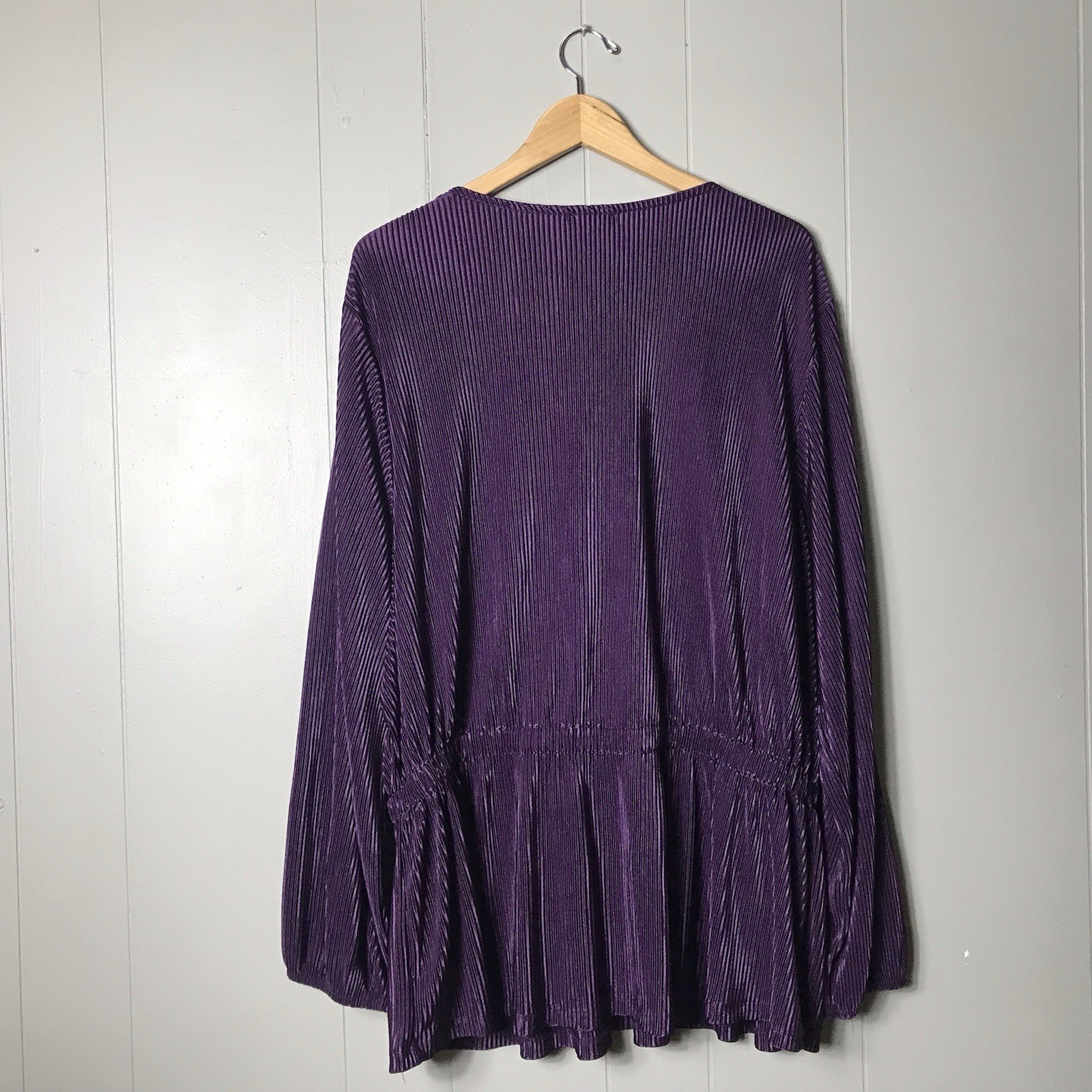 LANE BRYANT DARK PLUM ACCORDION PLEATED SMOCKED WAIST TUNIC V NECK WOMENS 26/28