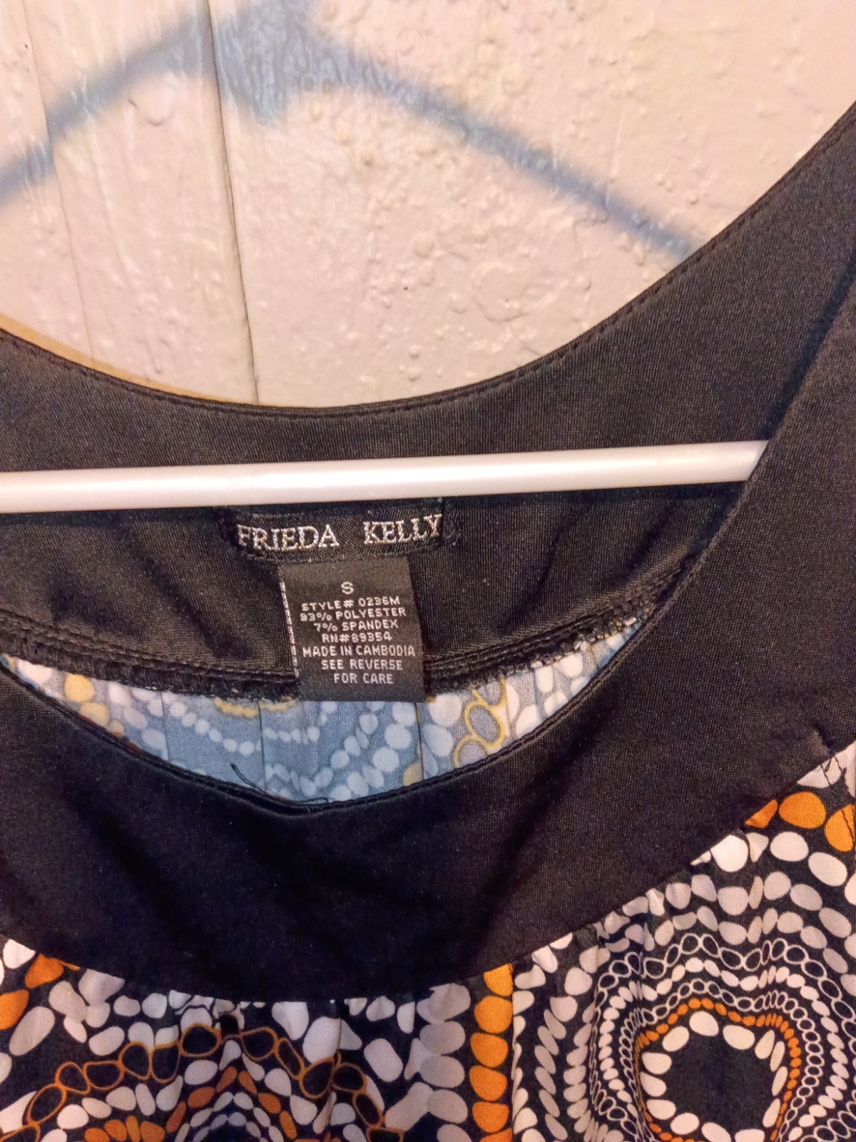 Frieda Kelly Women’s S Black/White/Orange Geometric Scoop Neck Sleeveless Tank