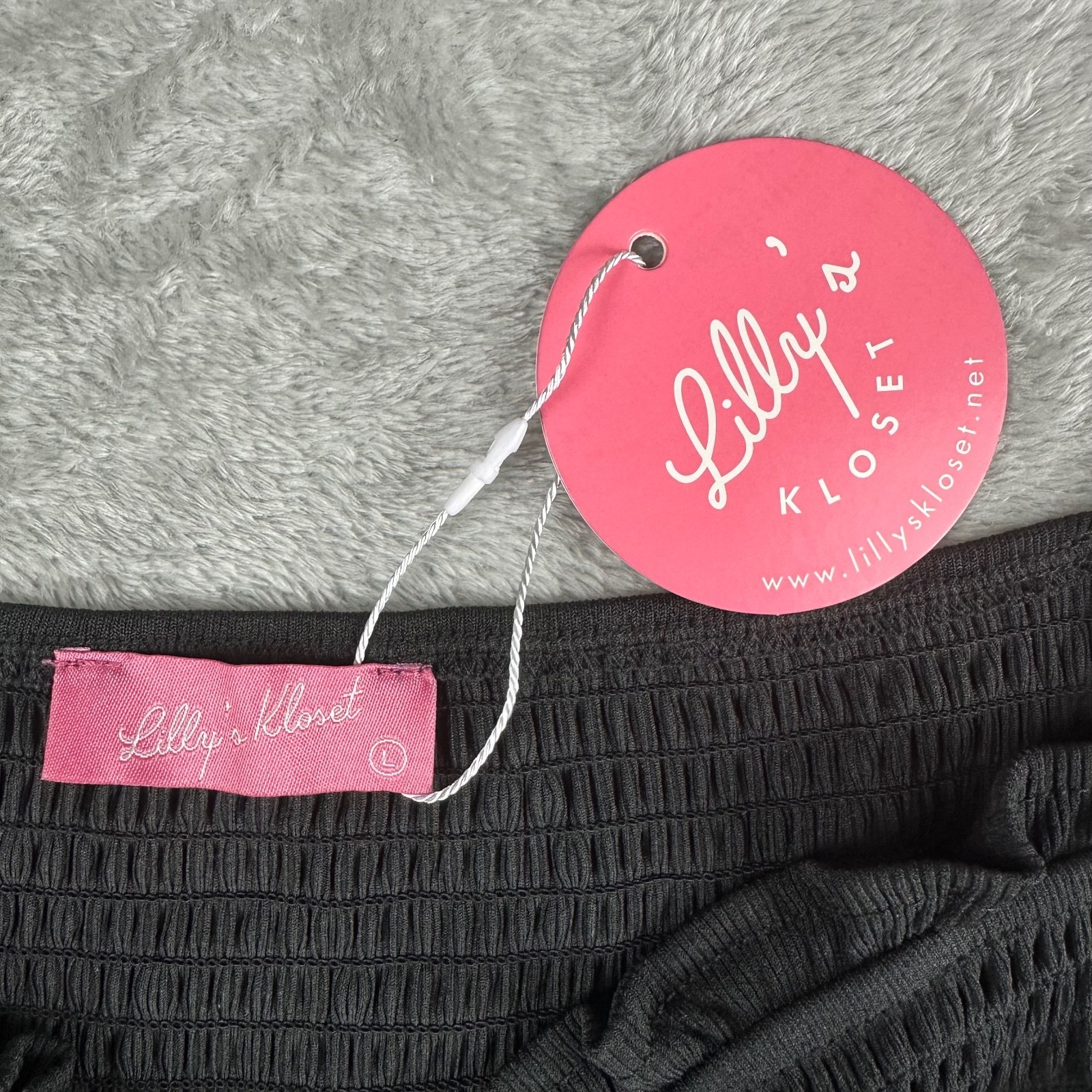 Lill’y Kloset Black Smocked Puff Sleeve Crop Top Sweetheart Drawstring NWT