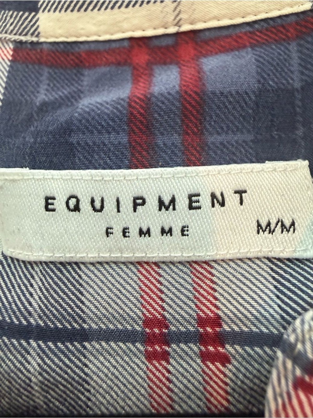 Equipment Femme 100% Silk Plaid Signature Button Down Shirt Medium