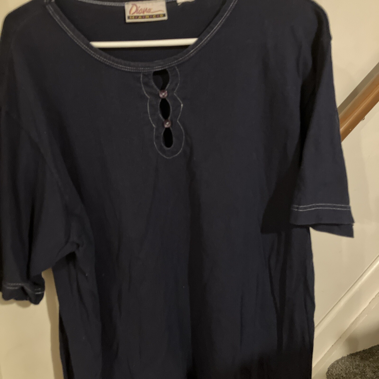 Women’s Diana Marco Navy 14-16 Short Sleeve Top W/Buttons, Slits, & Keyhole Neck