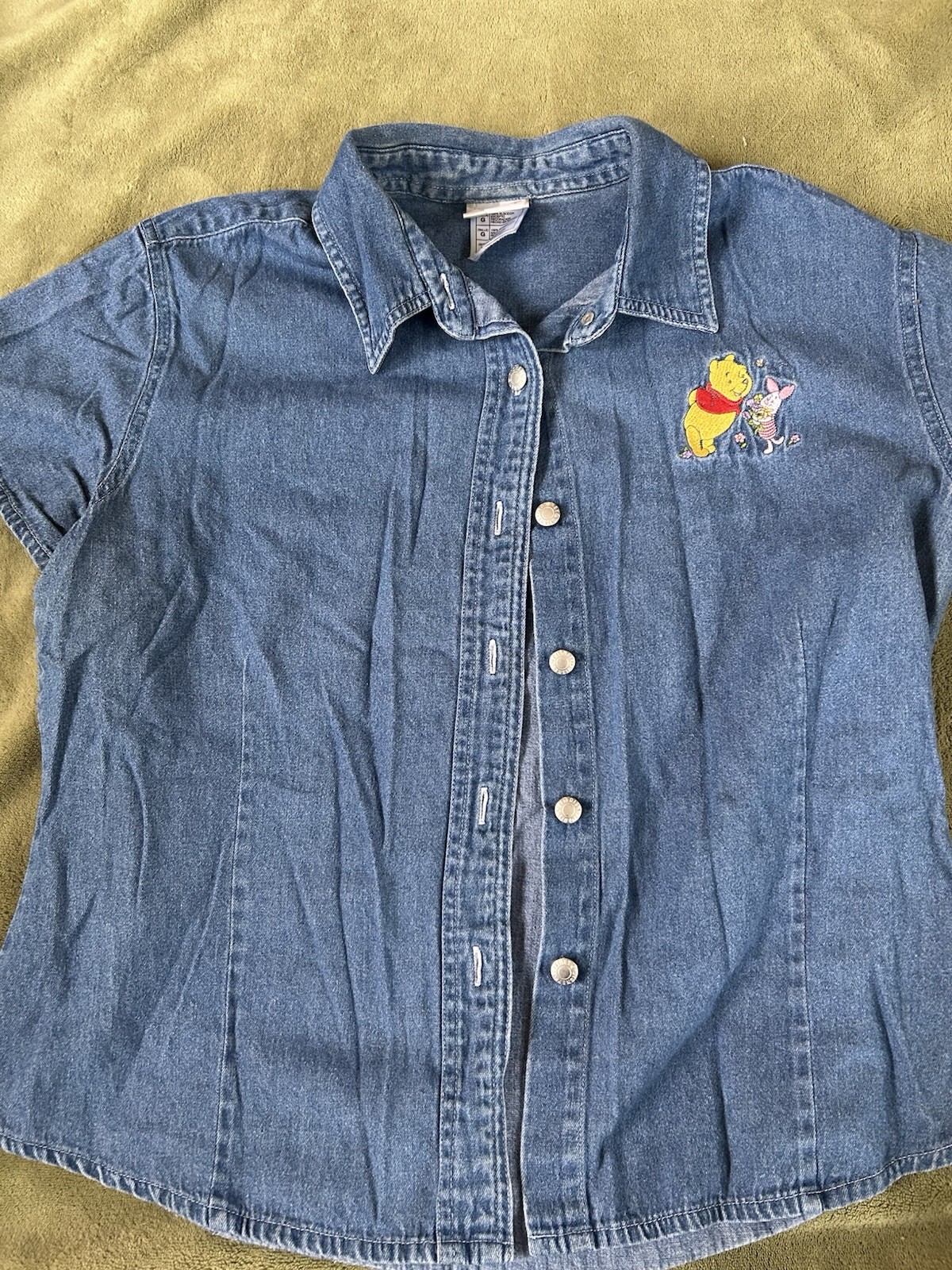 Disney Women’s Blue Button-Up Winnie the Pooh Piglet L