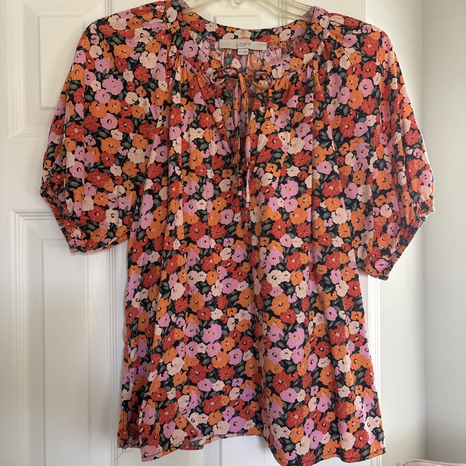 LOFT Wms Med Floral Split Neck Tie Short Puff Sleeve Blouse Pink Orange Poppy