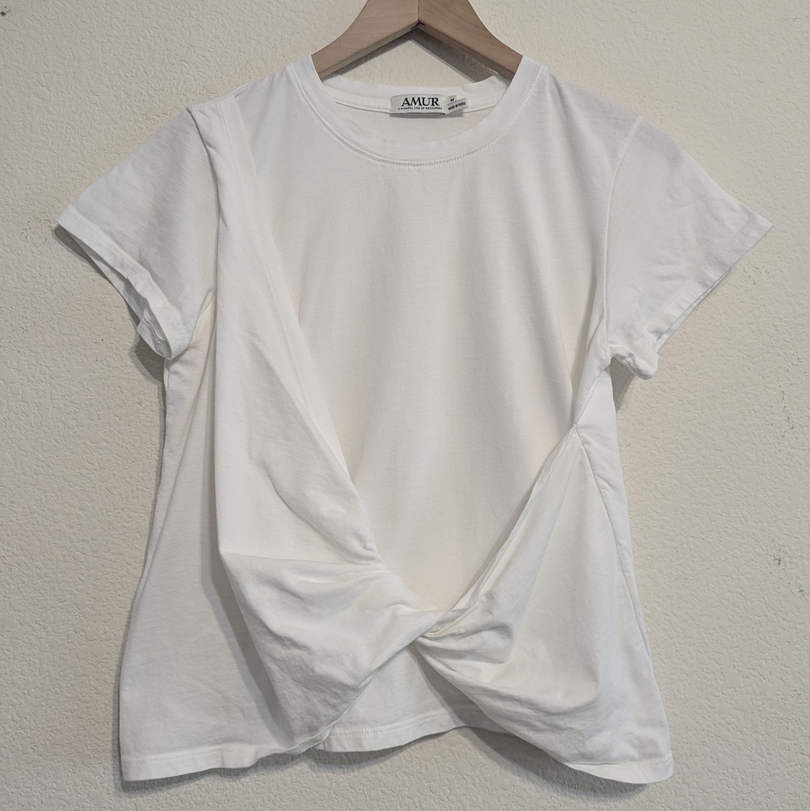 Amur Women’s White Zahra Twist Front Tee Crew-Neck T-Shirt Top Size Medium