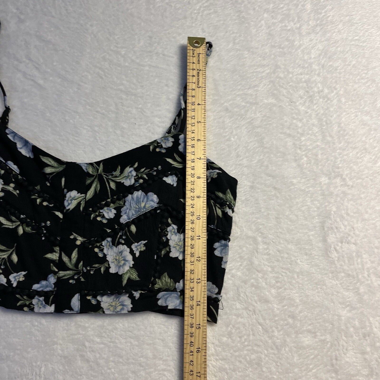 American Eagle Women’s Size Medium Halter Crop Floral Y2K Cottage Core Fairy