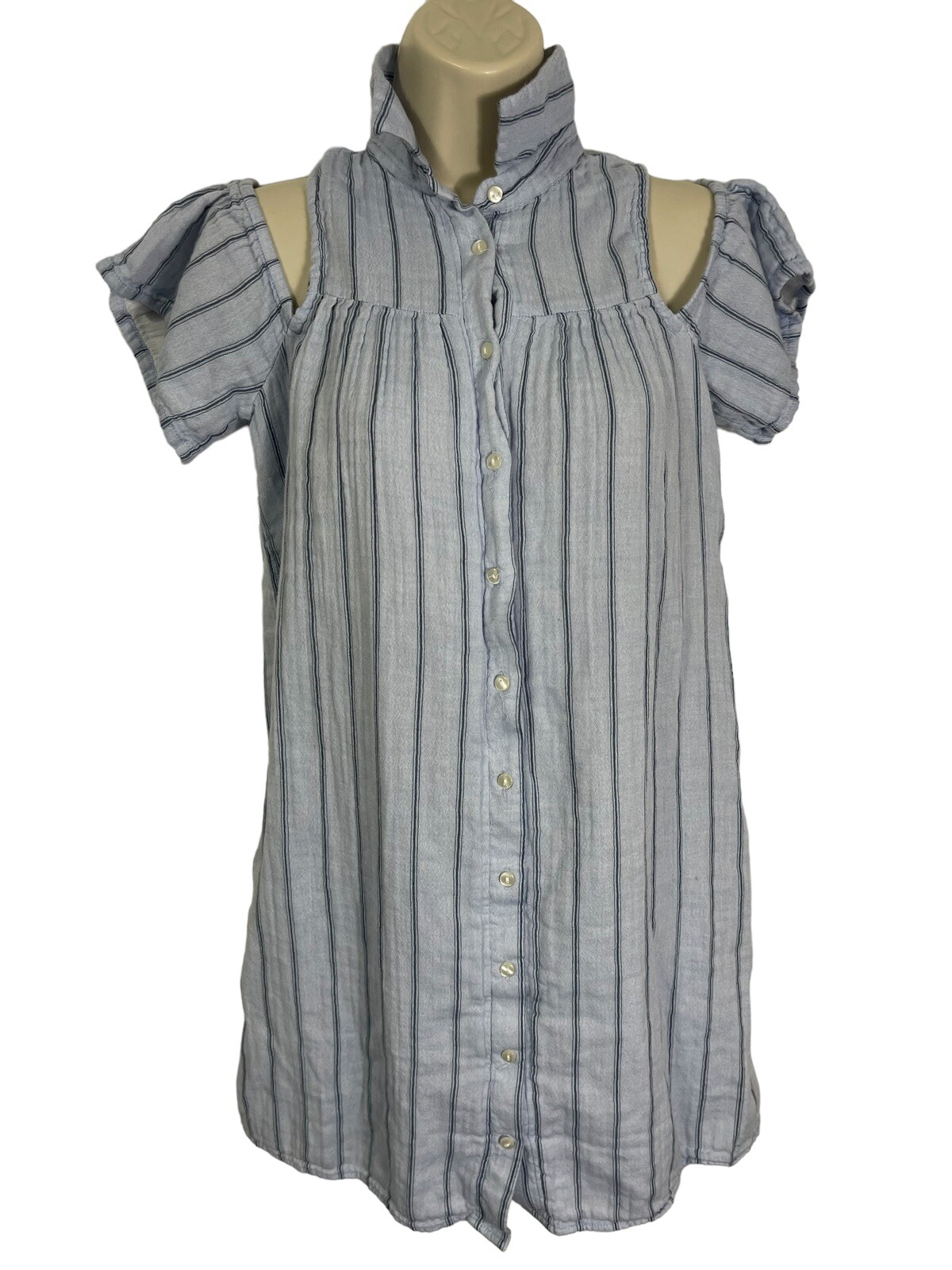 WHITE CROW Women’s Size Small Cold Shoulder Button Up Blue Tunic 100% Cotton