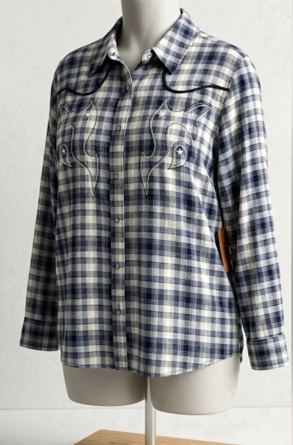 Vintage Threads Women’s 2X Blue/White Plaid Western Embroidered Cotton Button-Up