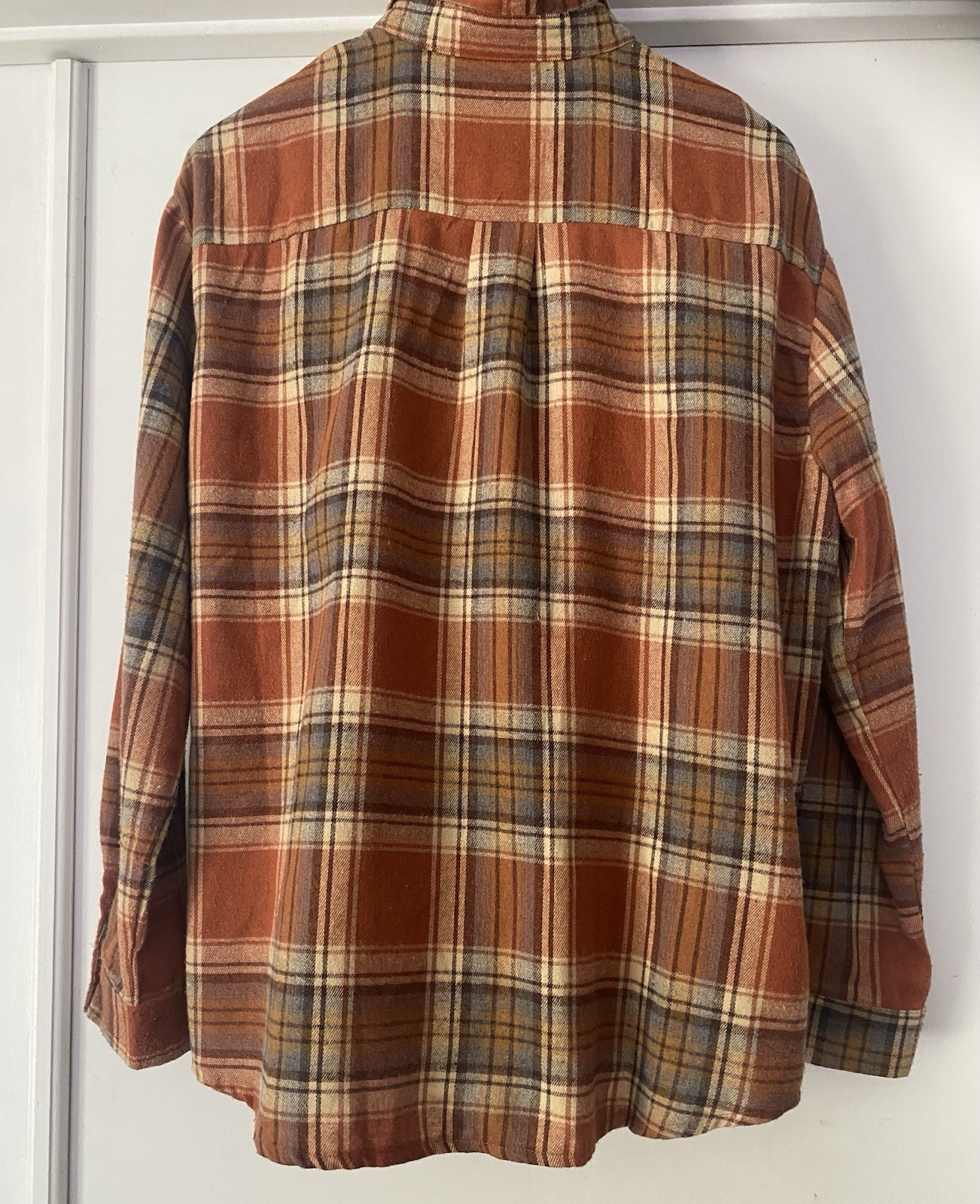 SHESHOW . ORANGE PLAID LONG SLEEVE BUTTON UP SHIRT/OVER SHIRT…Women’s XL