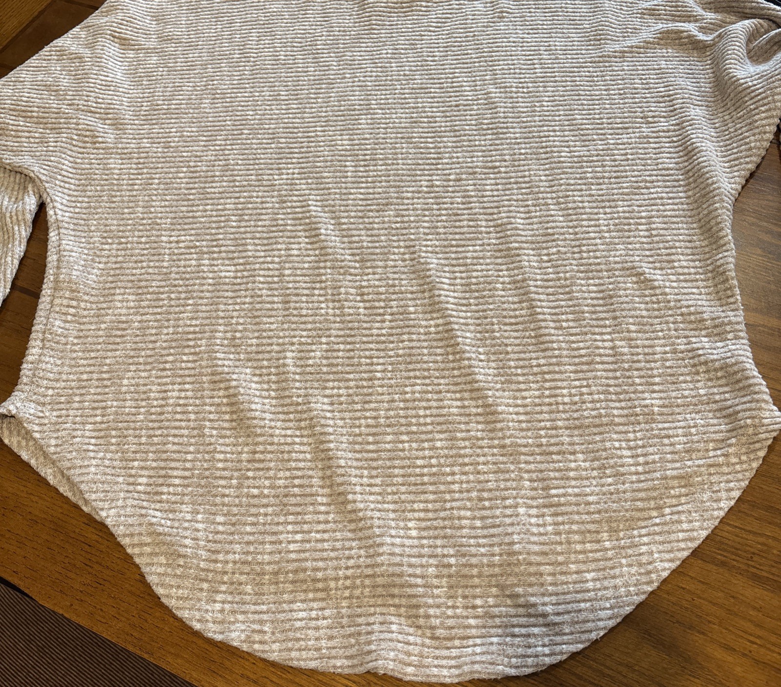 Hem and Thread Tan/White Long Sleeve Top Women’s Size Medium