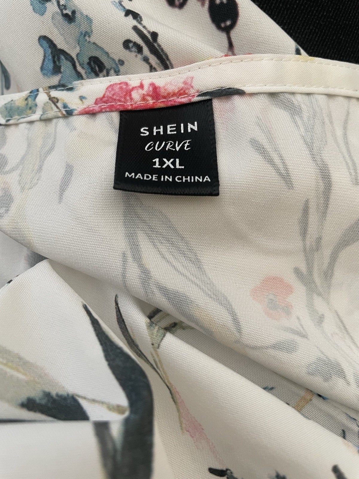 White Colorful Floral Blouse Square Neck Flutter Sleeves Size 1XL