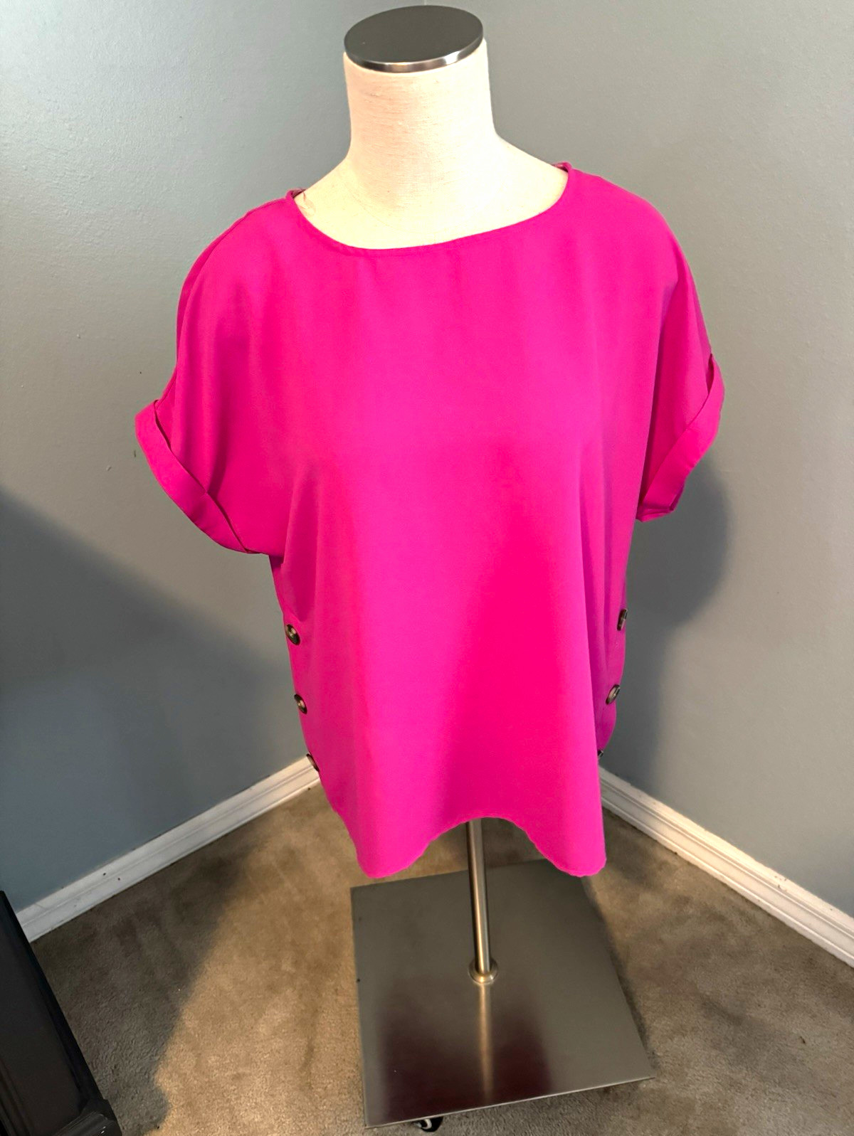 Jones New York Pink Polyester Blouse XL Round Neck Cap Sleeve Buttons
