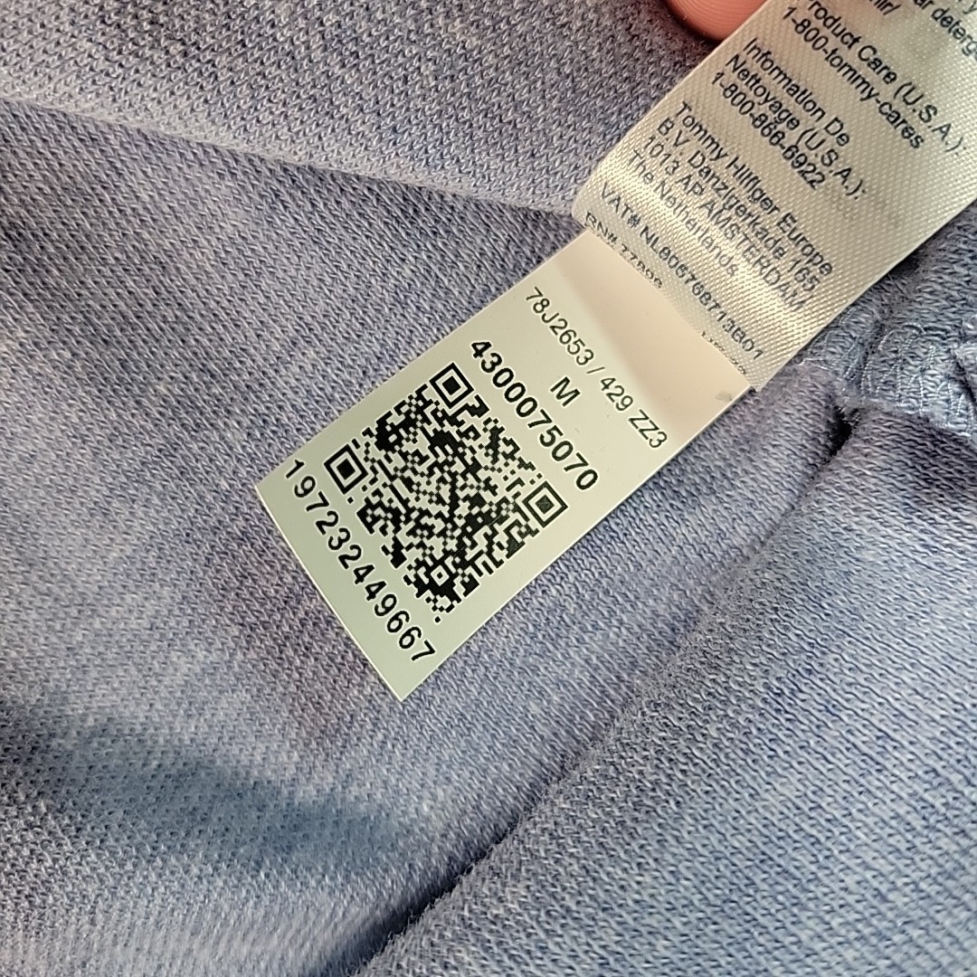 Tommy Hilfiger Polo Shirt Women’s Size Medium Wicking Light Blue Top Daily Dress