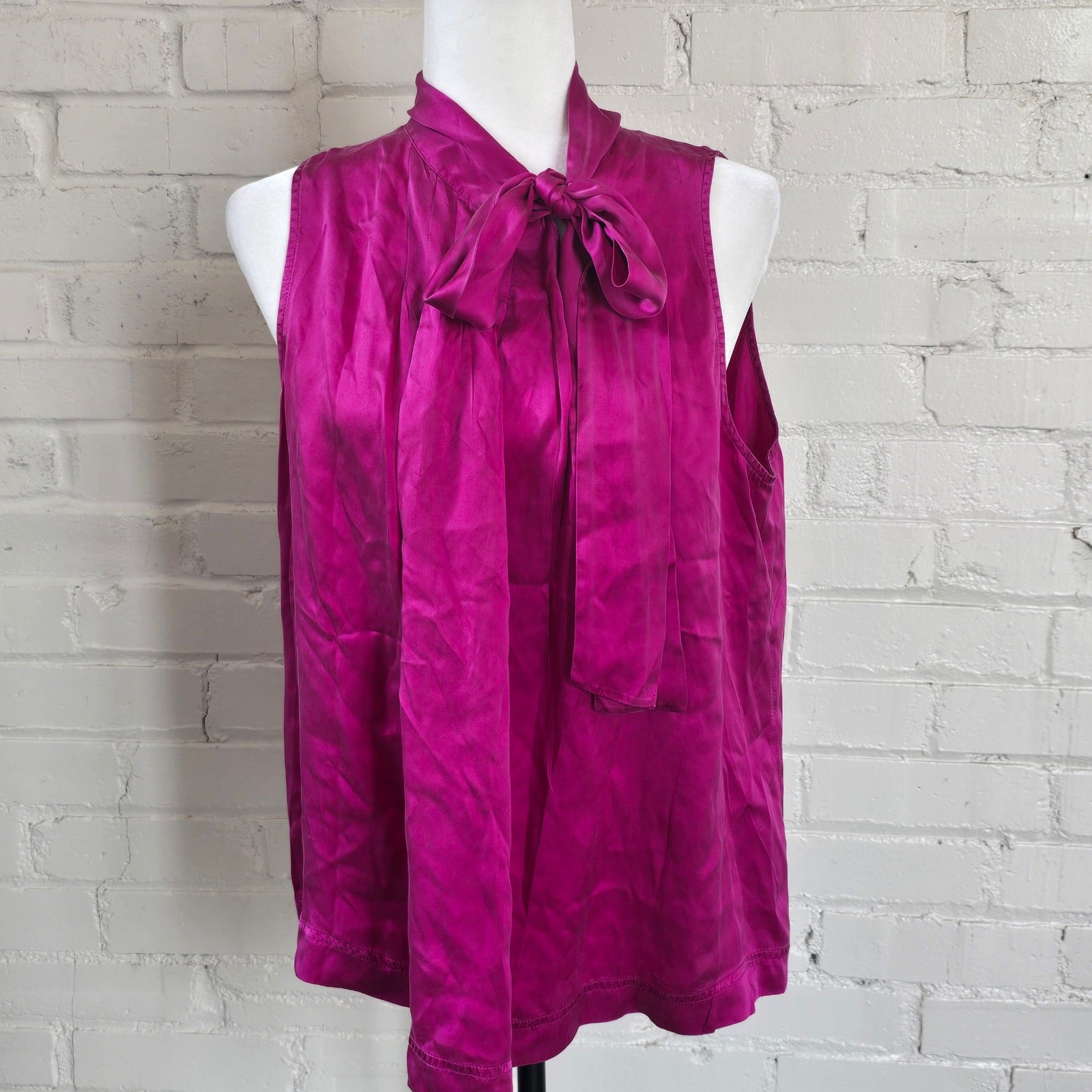 Vintage Spiegel 100% Silk Magenta Pink Bow Neck Sleeveless Pleated Blouse Sz 18