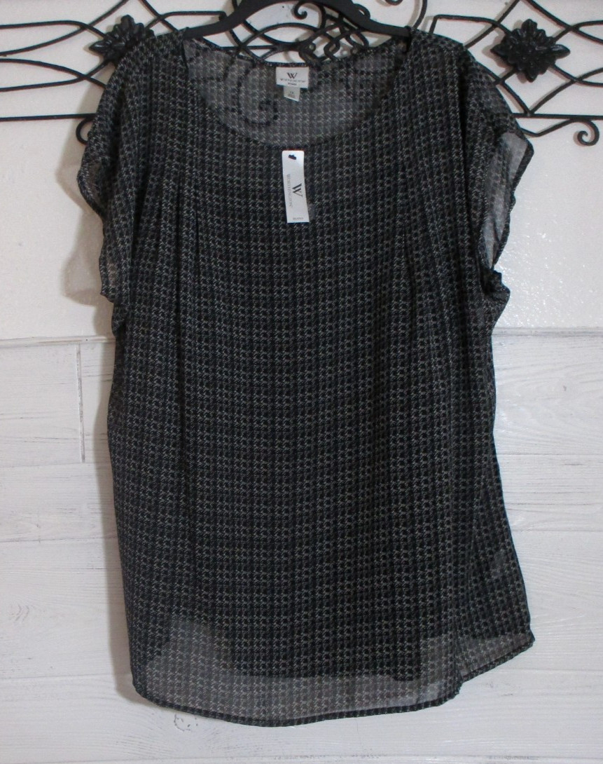 Worthington Women’s Top Size 1X Short Sleeve Black Round Neck