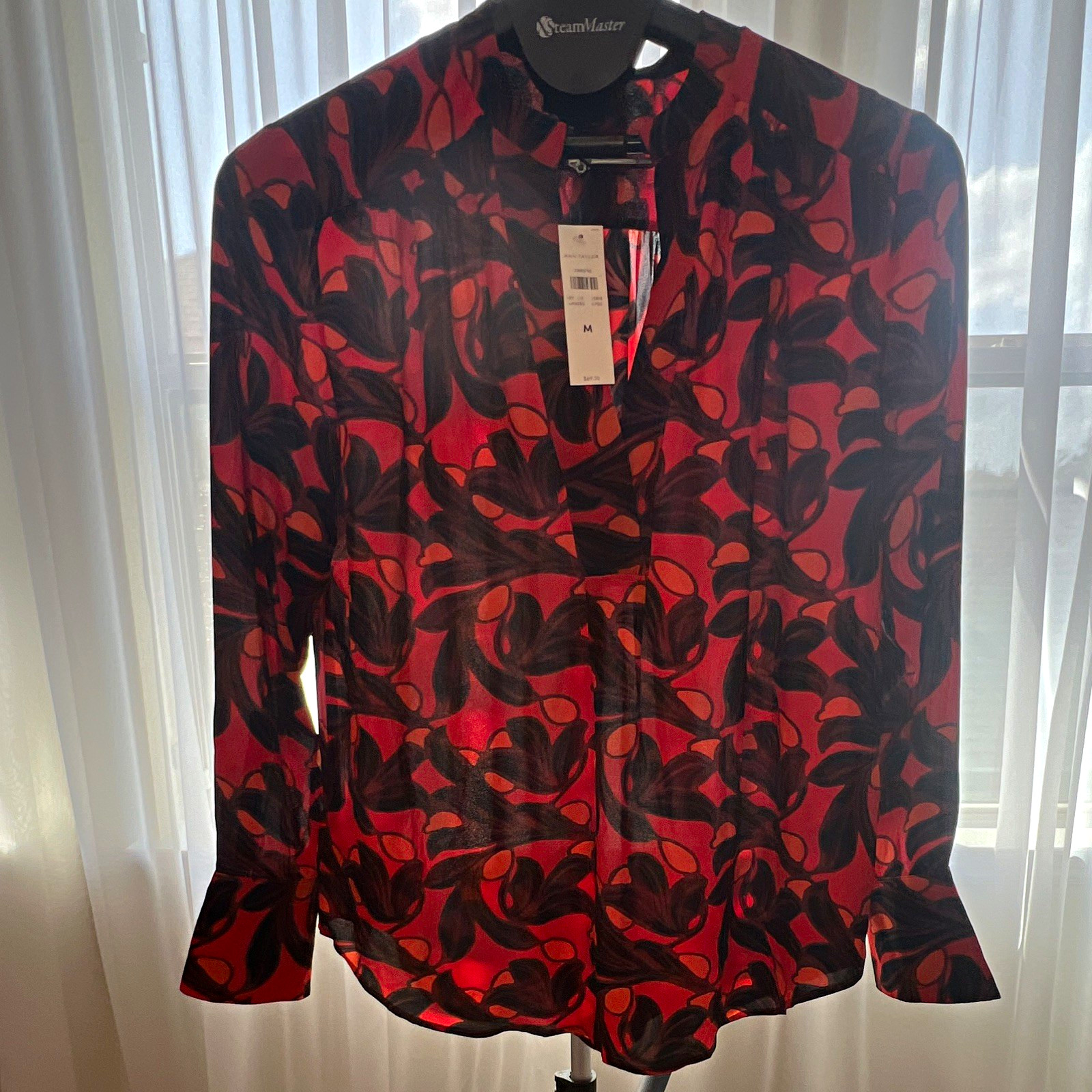 Ann Taylor Chiffon Floral V-Neck Pleated Pullover Blouse Red Black Orange M
