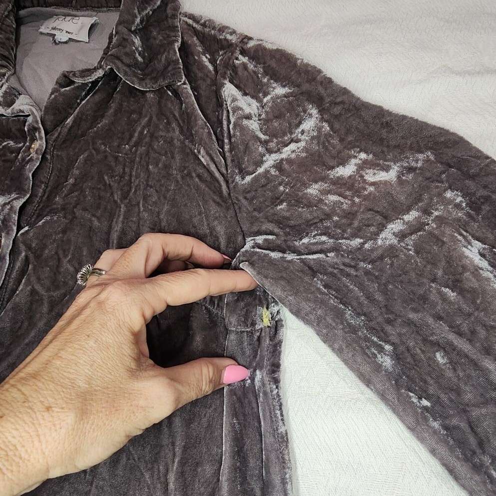 Jade by Johnny Was Velvet Button Front Shirt Small Taupe Gray Boho Tunic Flaws