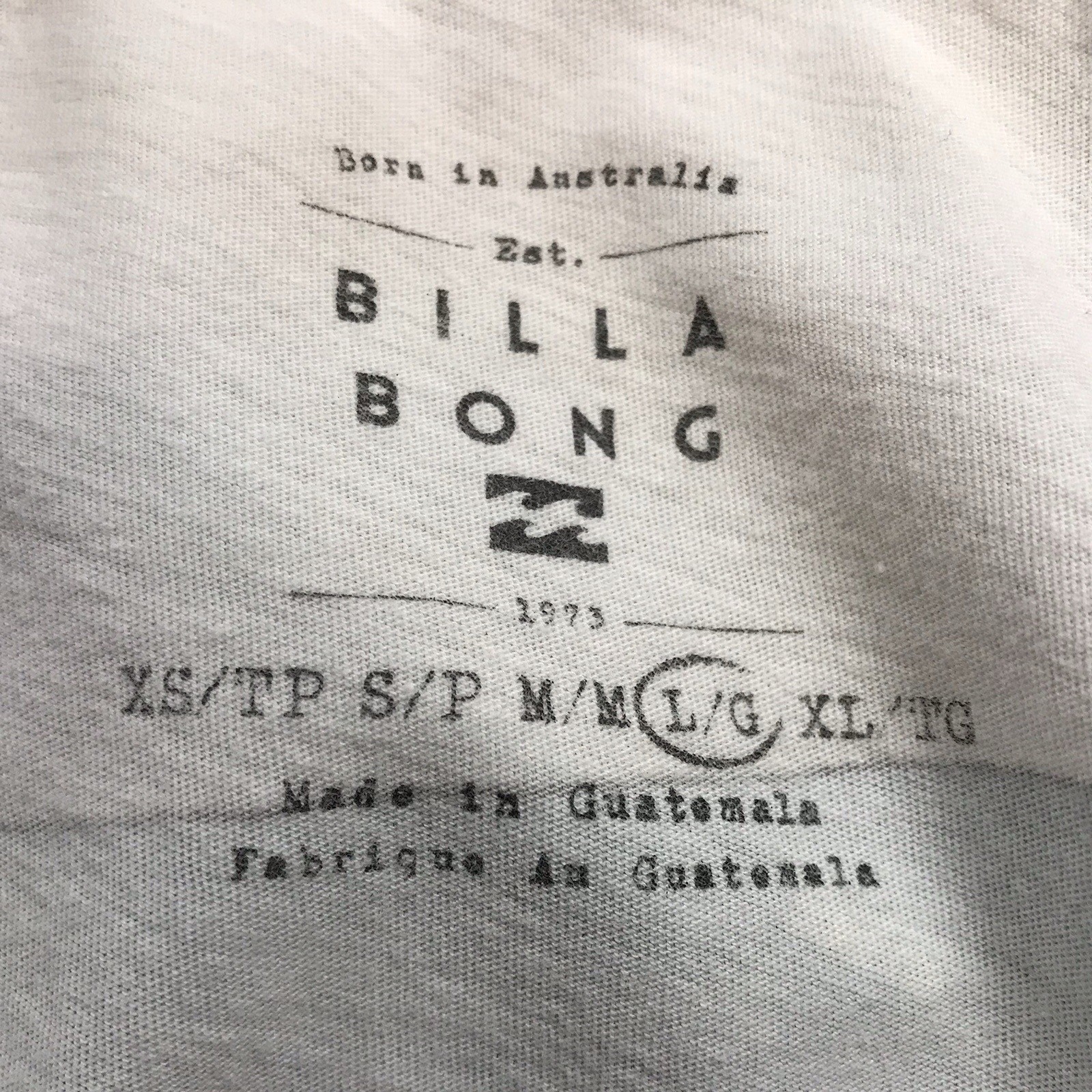 BILLABONG WHITE GRAPHIC CROP BOXY T-SHIRT WOMENS SIZE LARGE