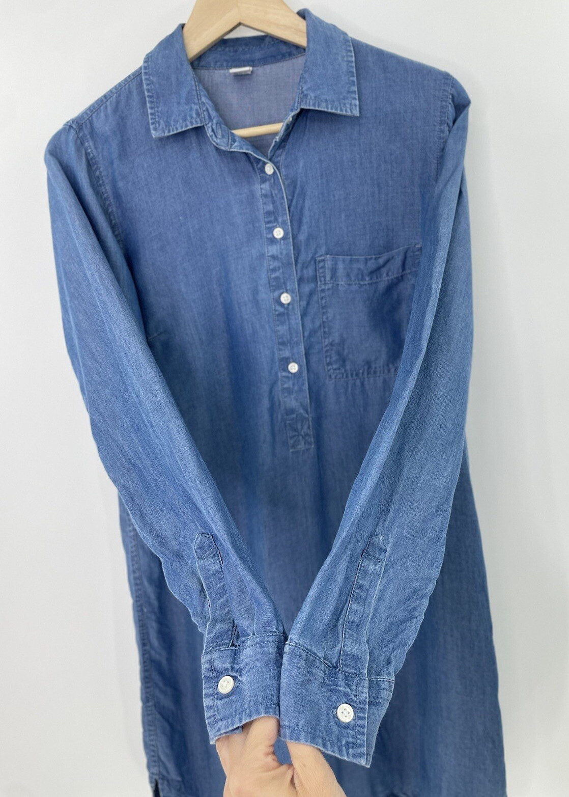 Old Navy 100% Chambray Shirt Button Front Blue Long Sleeve Dress S, Flaw