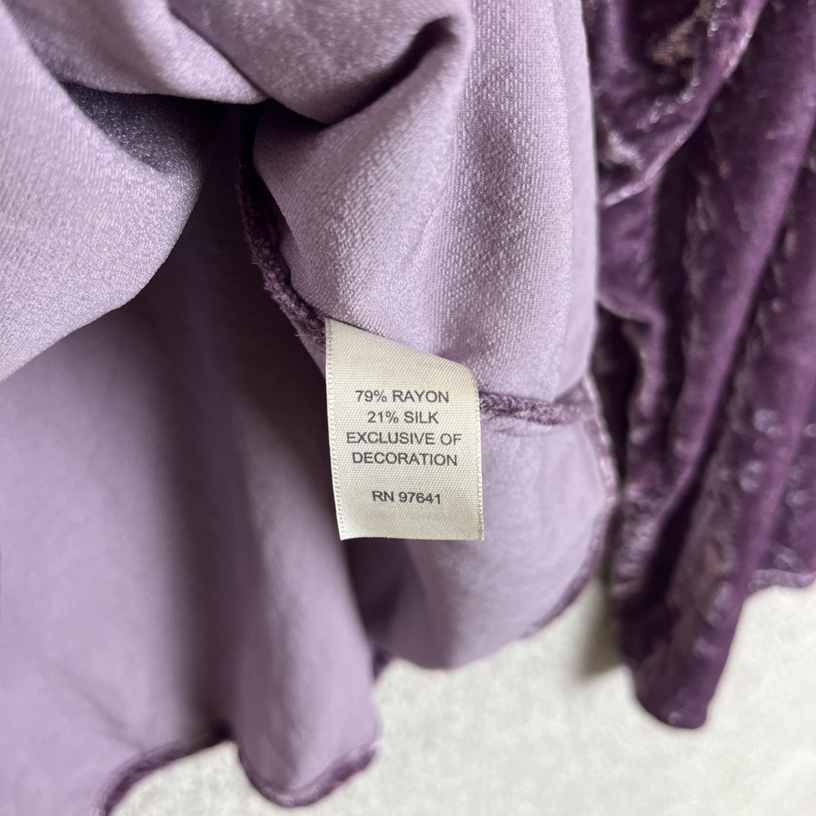 J Jill Blouse Womens Extra Large Purple Velvet Rayon Silk Beaded V Neck- 4775