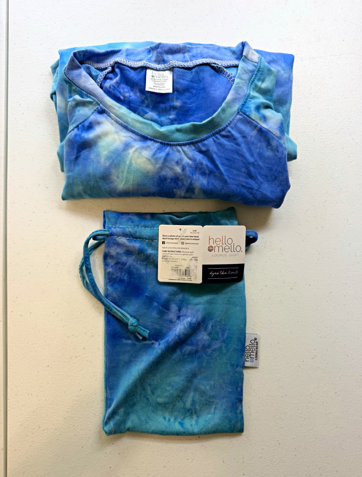 Hello Mello Women’s Tie-Dye Raglan Long Sleeve Lounge Shirt S/M Blue Green