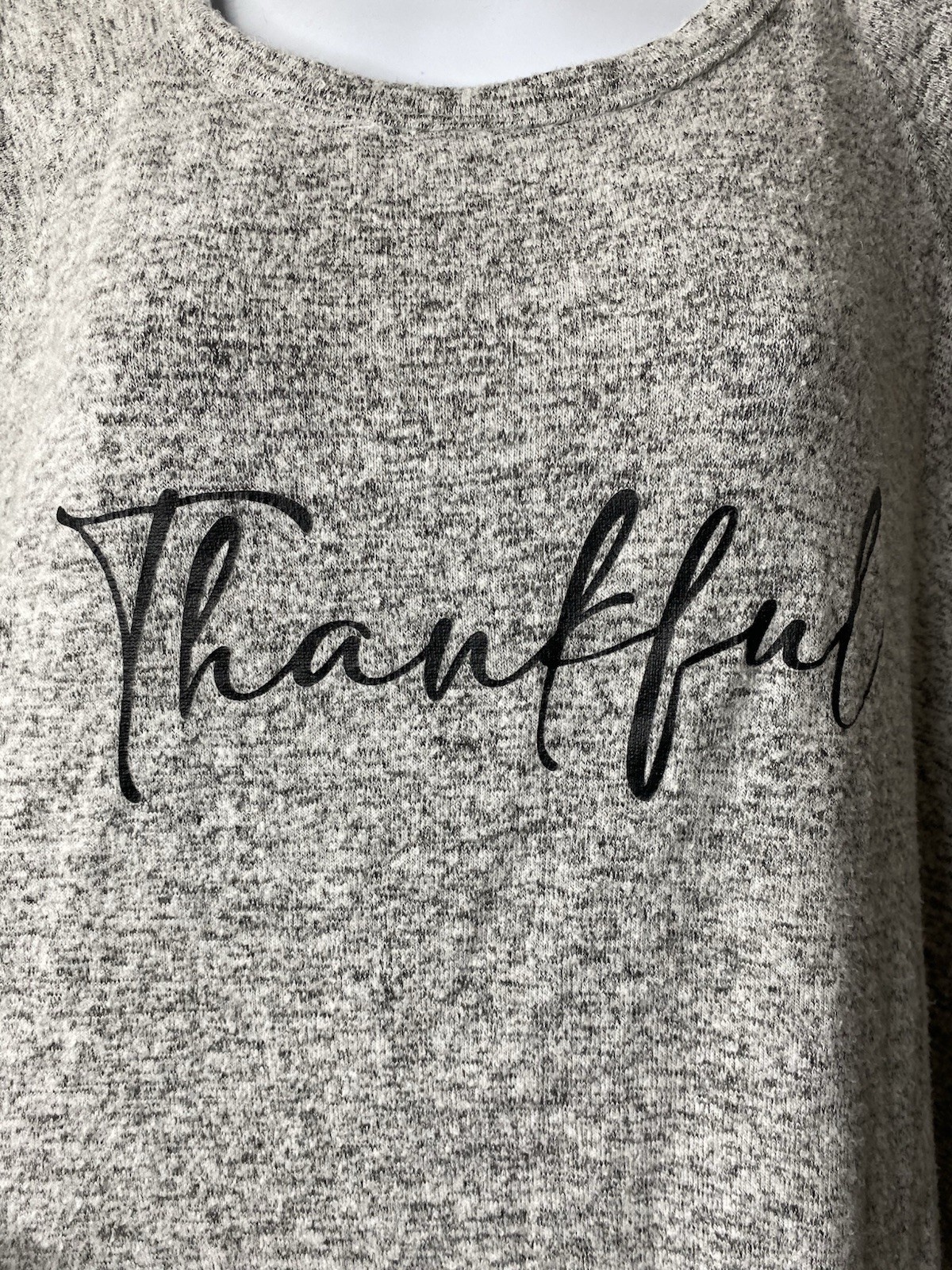 Buffalo Women’s Thankful Sweatshirt Size XL Super Soft Fall Thanksgiving Warm