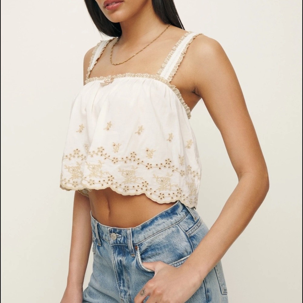NEW Reformation PAIGE Top Embroidery White Adjustable Straps Sleeveless Medium