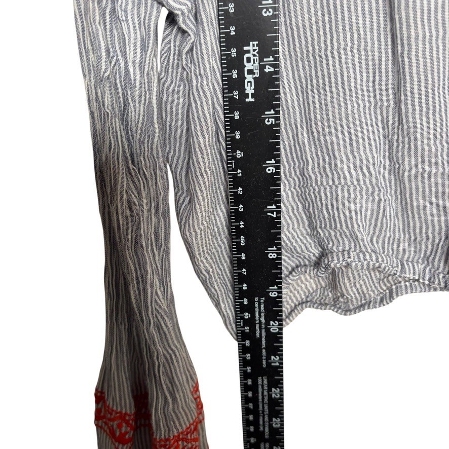 Aero Blouse Women’s XL Striped Embroidered V-Neck Cropped Long Sleeve Sheer