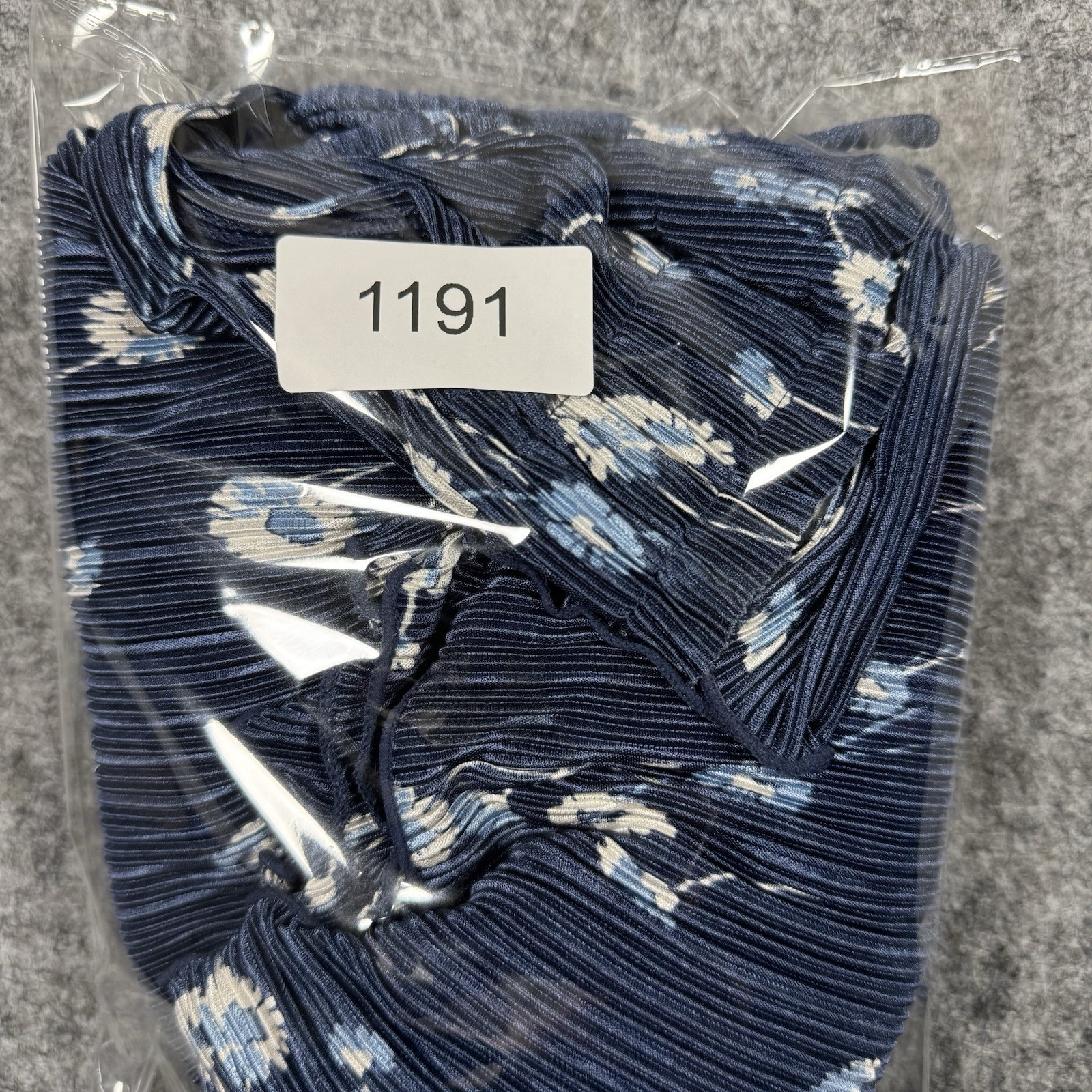 LC Lauren Conrad Floral Blouse Navy Whit Long Sleeve Boho Sz M Cottagecore Fairy