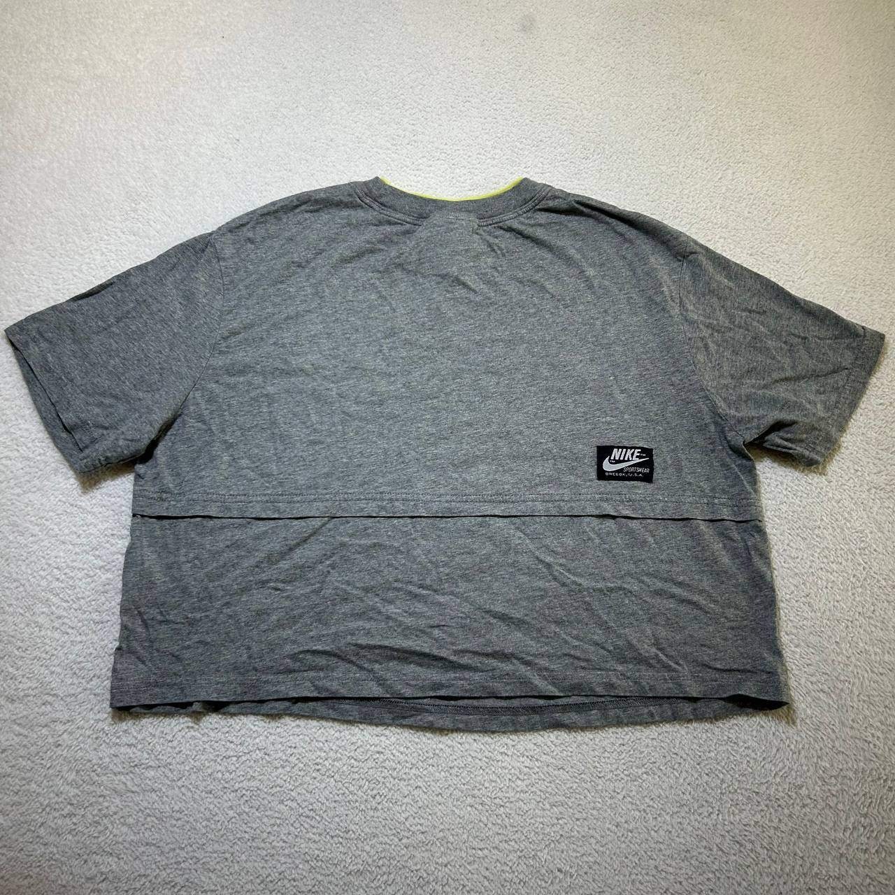 Nike Sportswear Women’s Small Gray Volt Cropped Graphic T-Shirt Boxy Fit Tee