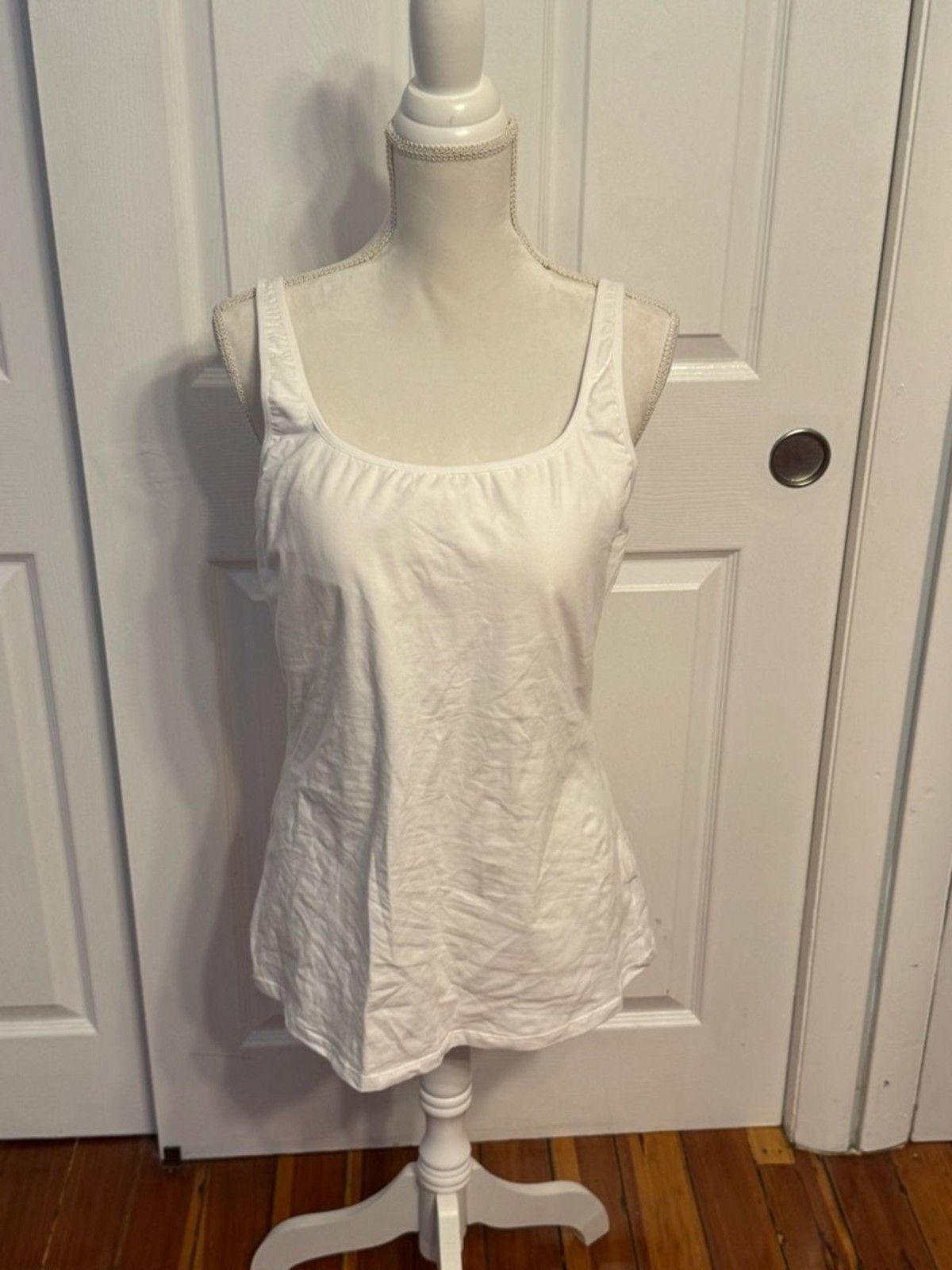 V For City NWT Classic White Cotton & Spandex Square Neck Tank Top Size XL