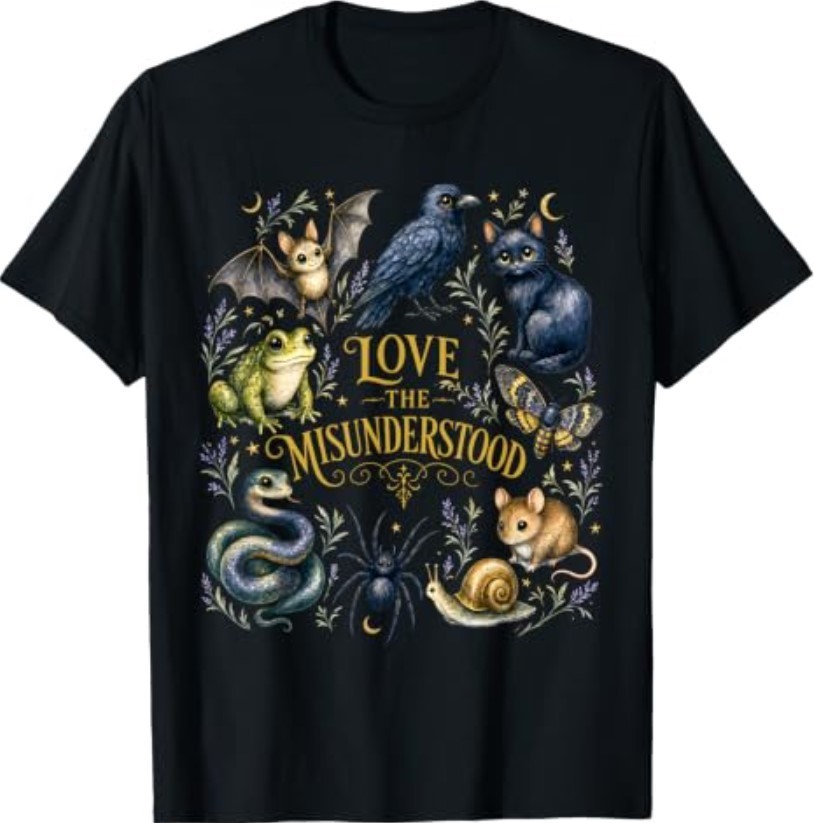 Love The Misunderstood Bat Raven Cat Snake Spider Moth Frog T-Shirt
