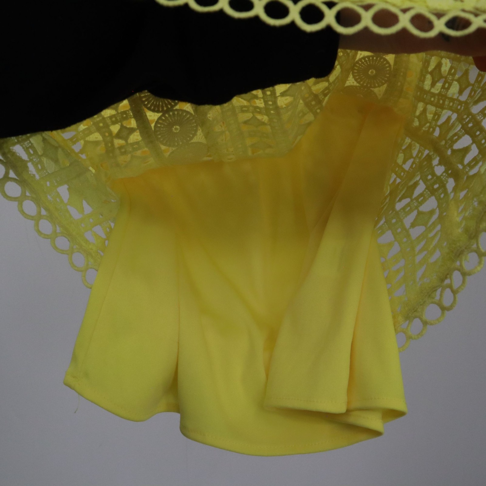 Pink Lily Crochet Tunic Top Wiomens S Yellow Boho Resortwear Feminine Delicate