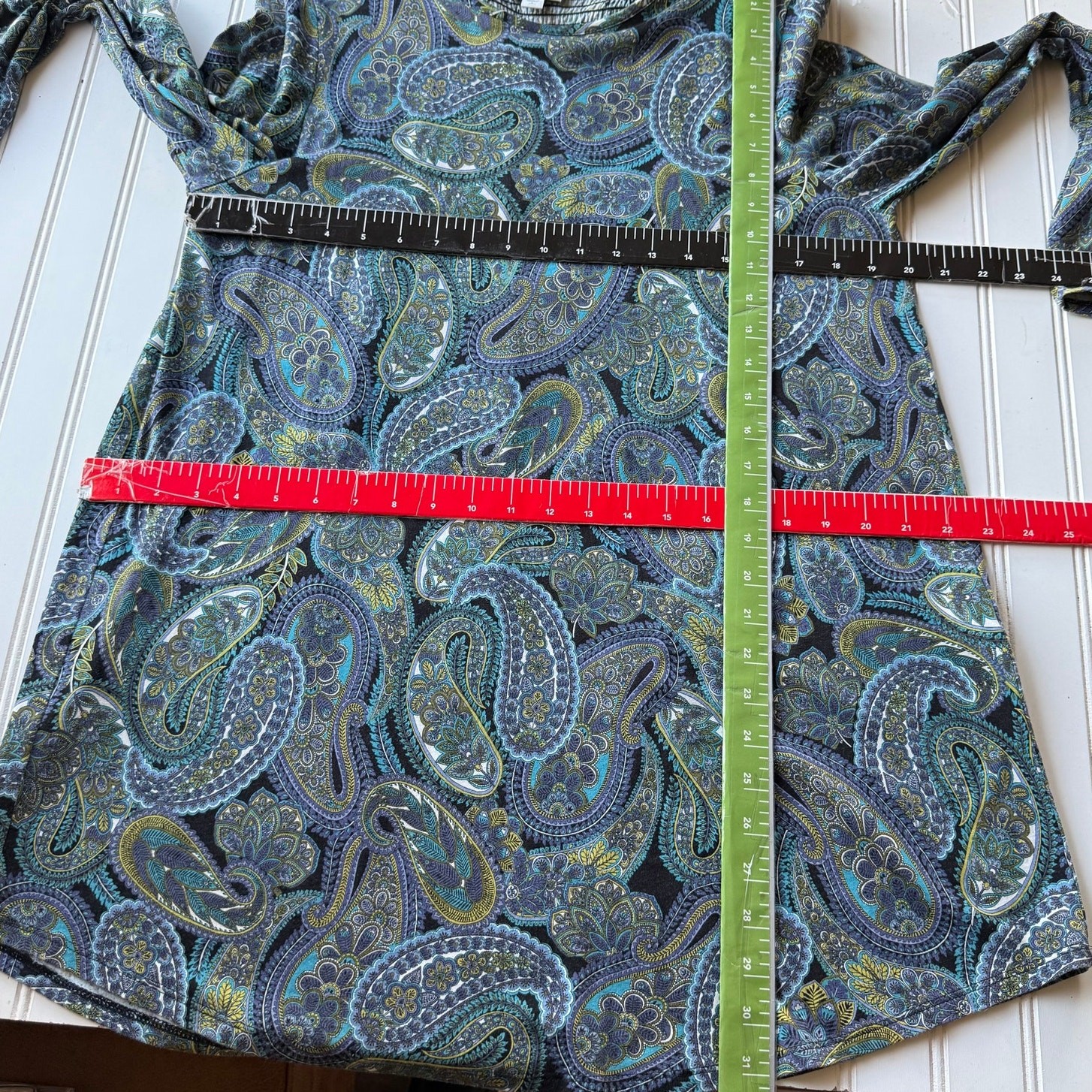 J. Jill paisley print tunic top in a cotton blend knit fabric size L.
