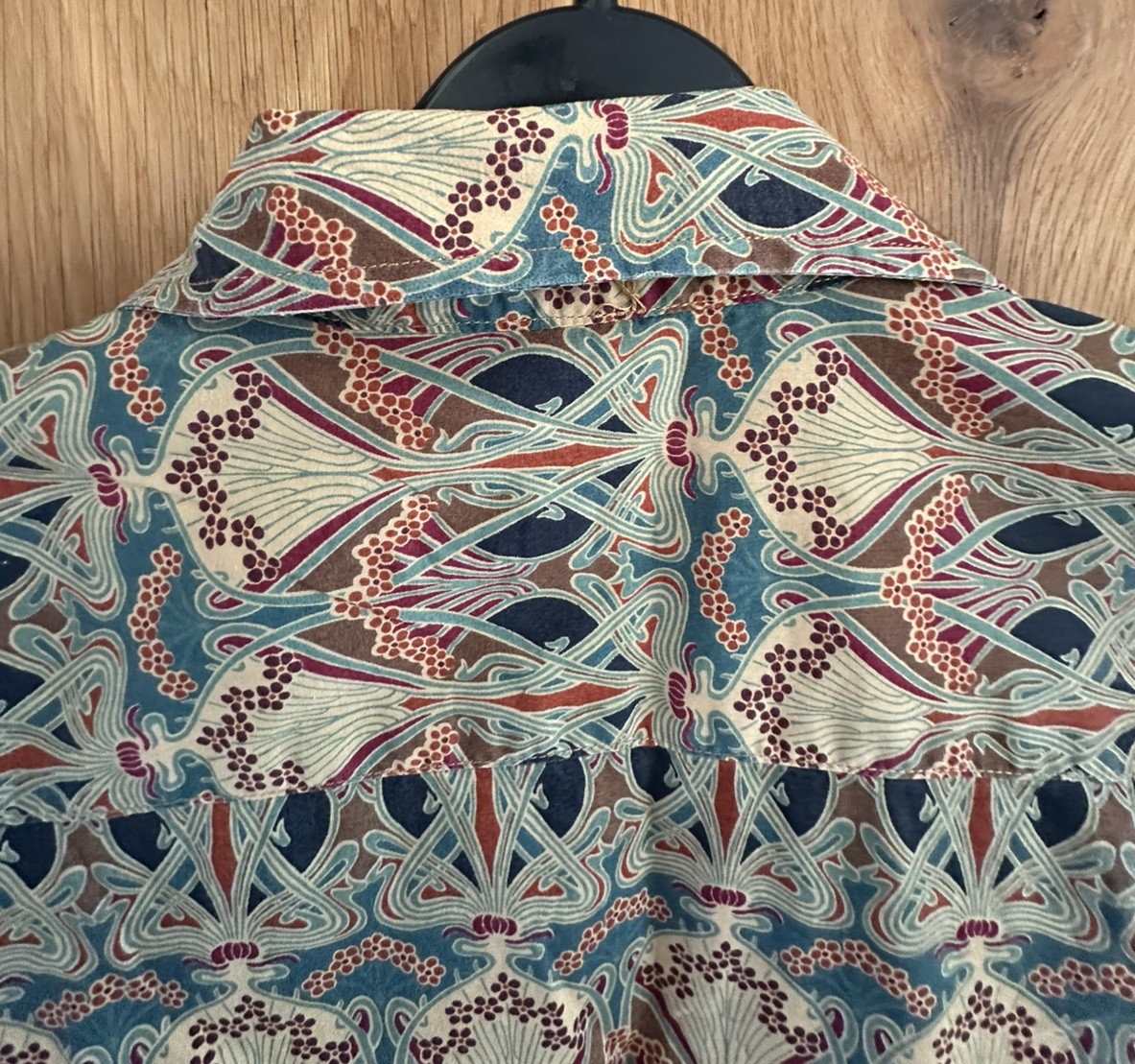 JAMES MEADE Liberty Pattern Tana Lawn Ianthe Print Fabric Cotton Shirt