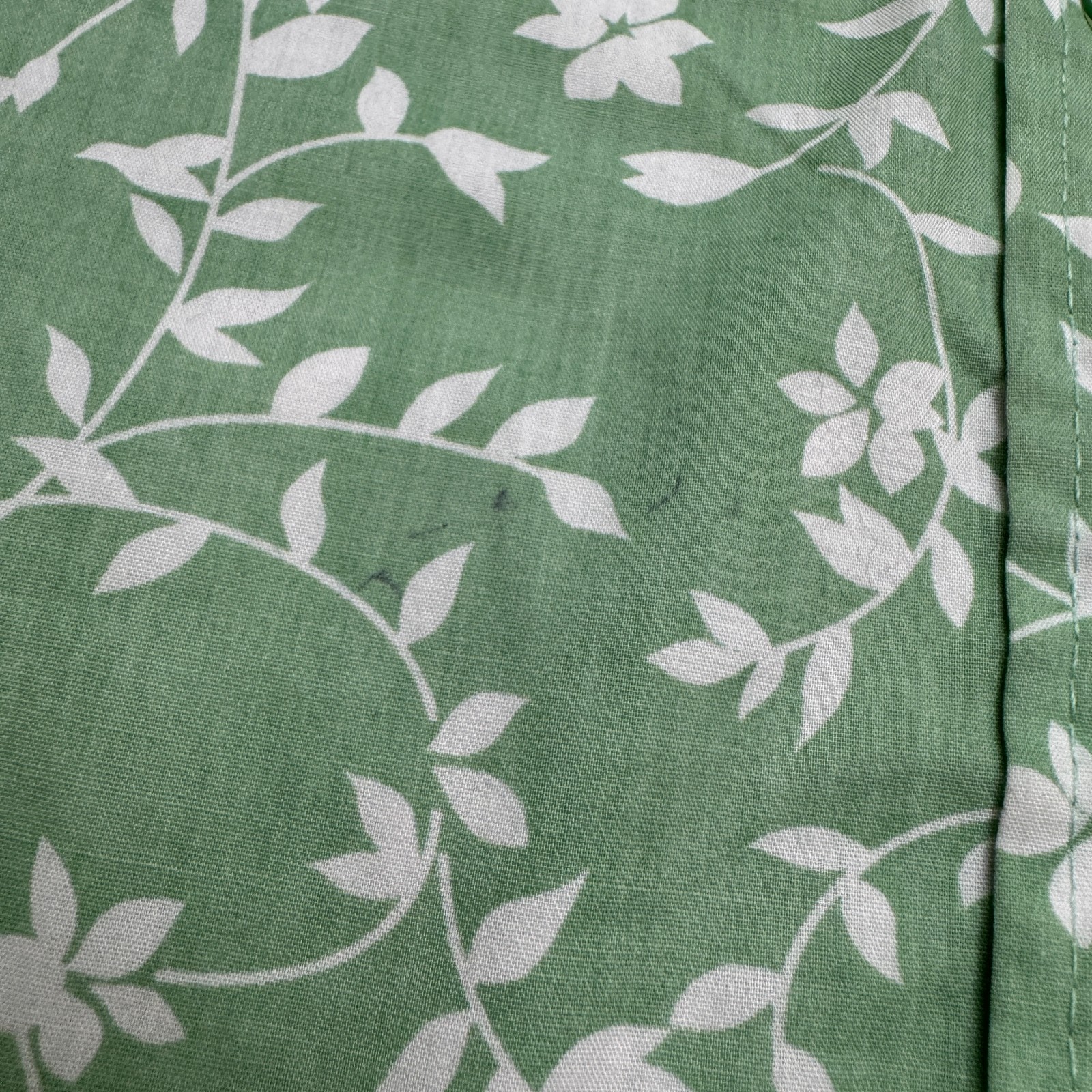 American Sweetheart Button Down Shirt Women XL Petite Green White Floral Cottage