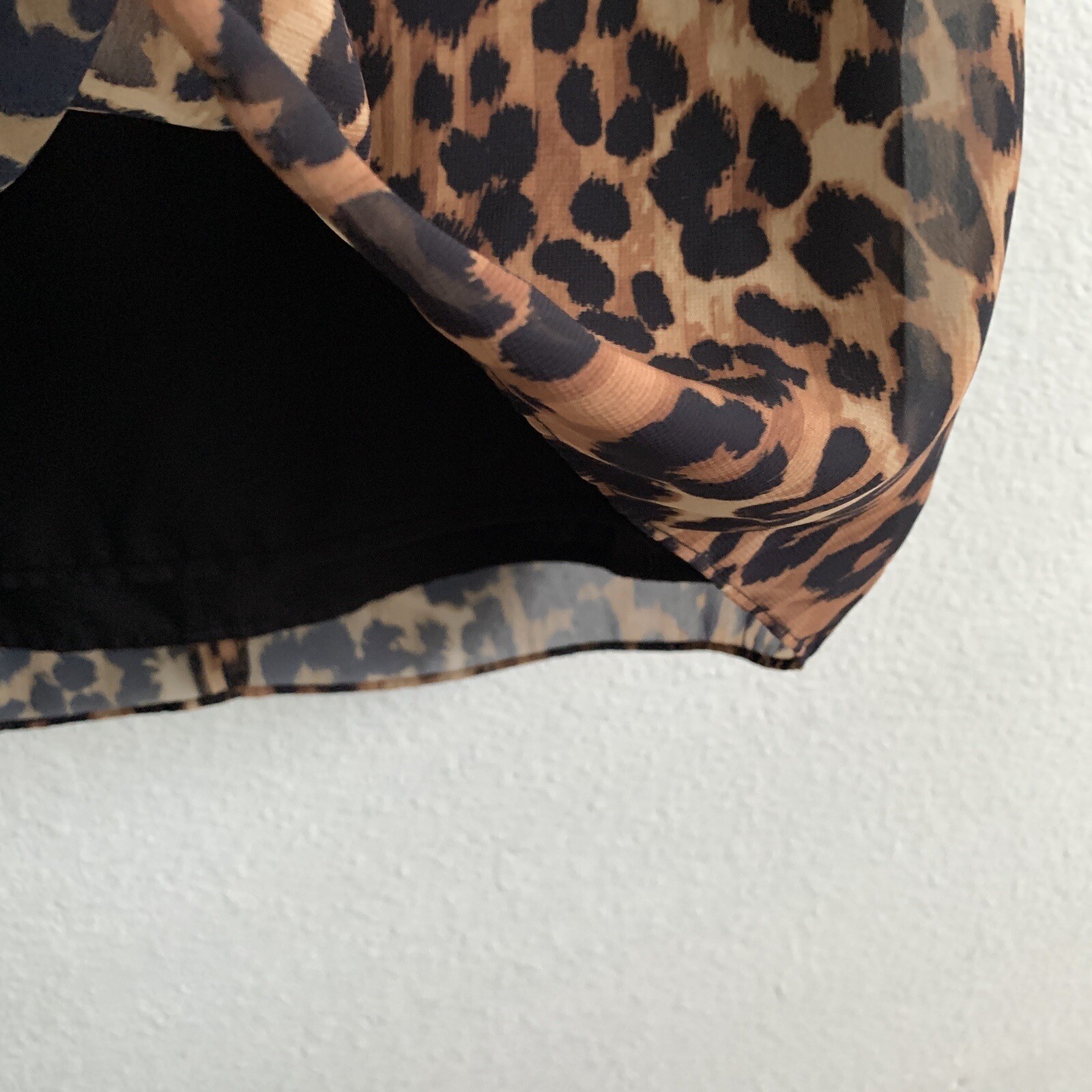 MILLY Rori Animal print mock neck blouse Medium sleeveless top shirt multi 325