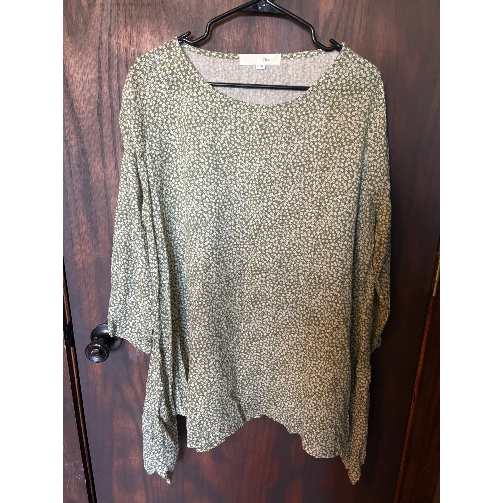 Yea Olive Green Floral Ditsy Sharkbite Tunic Top Long Sleeve Cotton Blend L XL