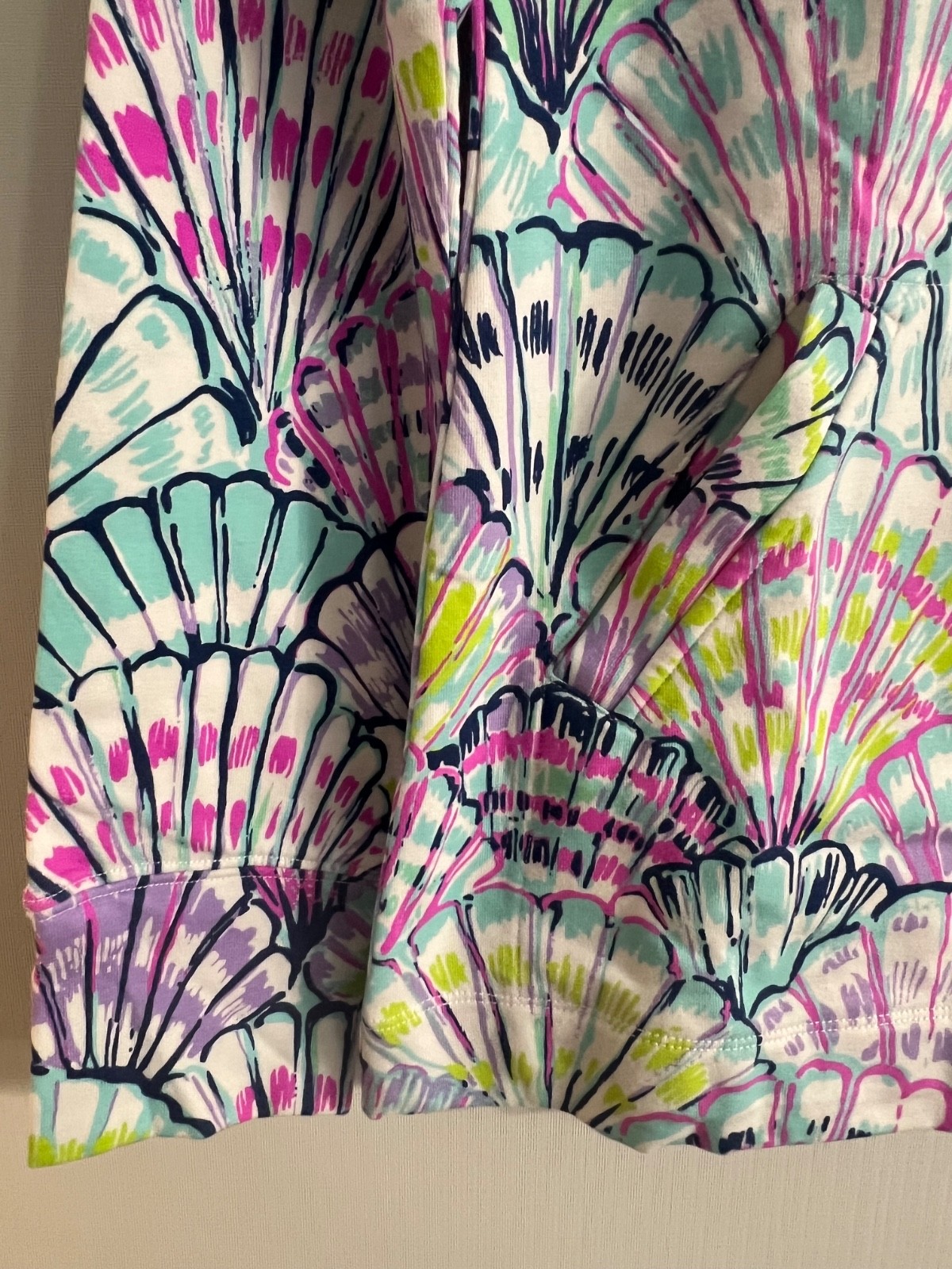 NWT LILLY PULITZER UPF 50+ SKIPPER POPOVER Seren Blue OH SHELLO Size XXS New