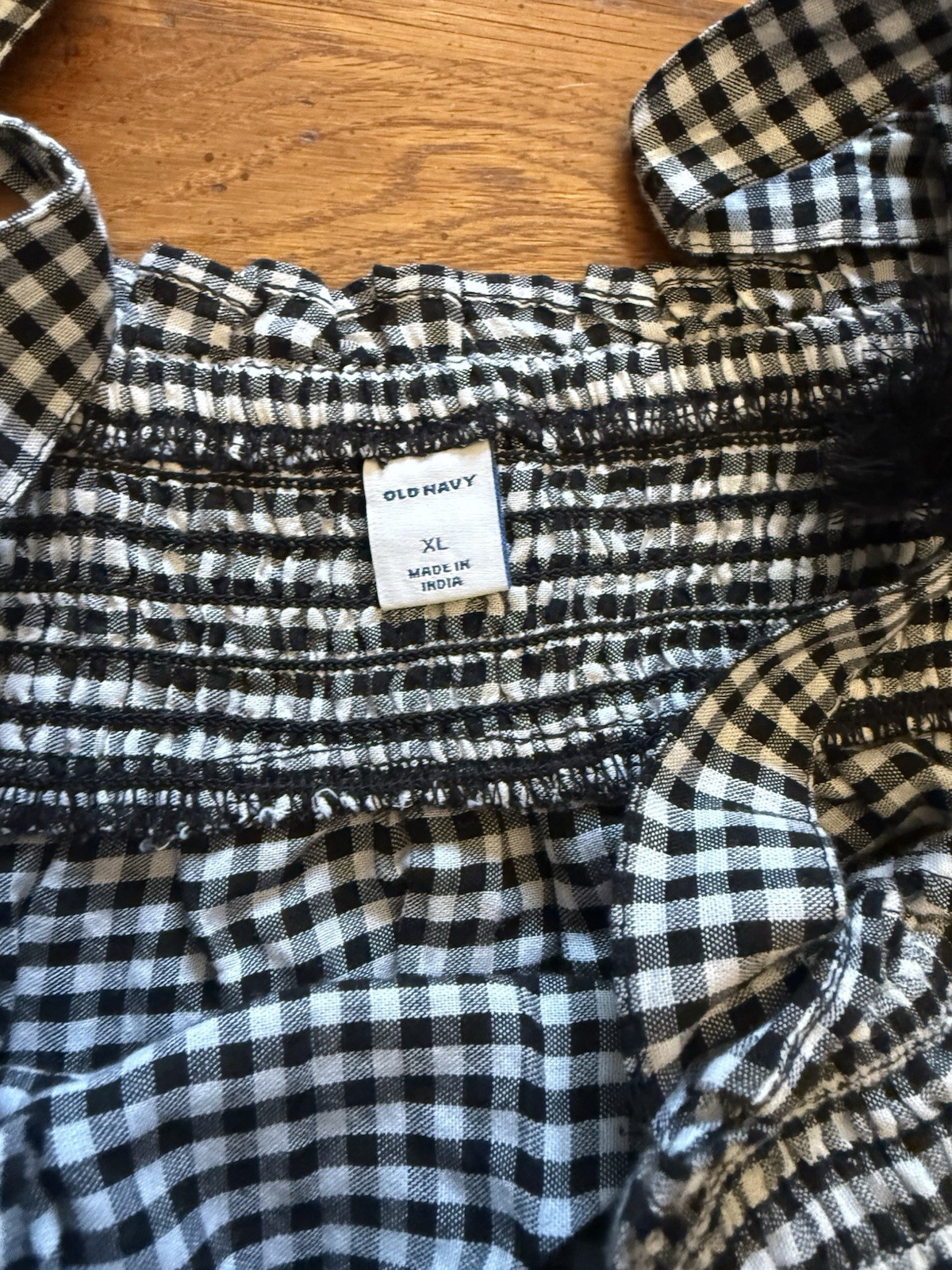 NWT Old Navy Shirt Tank Top Size XL Black Gingham Tie Shoulders Tassels Smocked