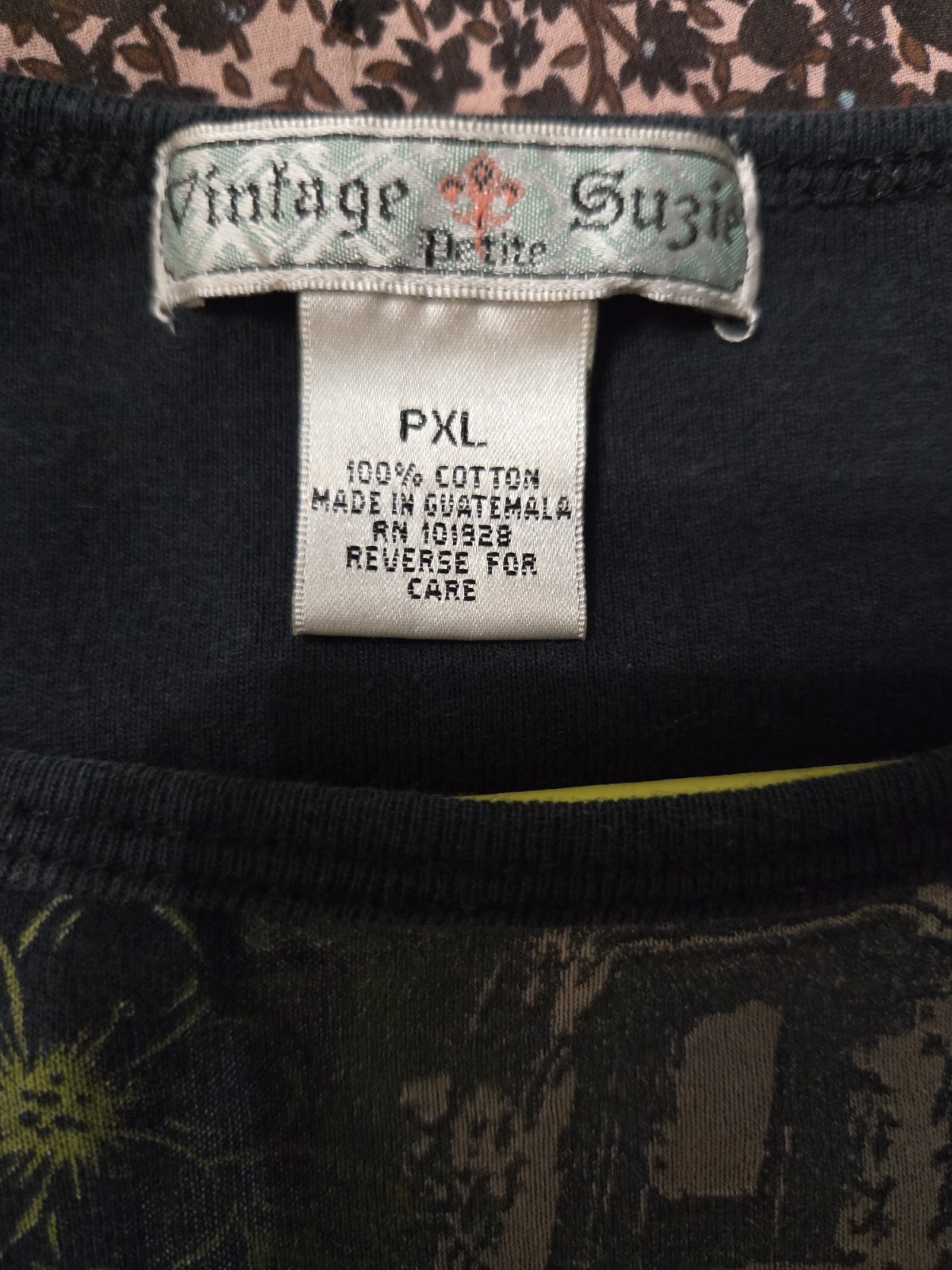 Pre-loved VANTAGE SIZIE Women’s Multicolor Beaded T-shirt Sz PXL