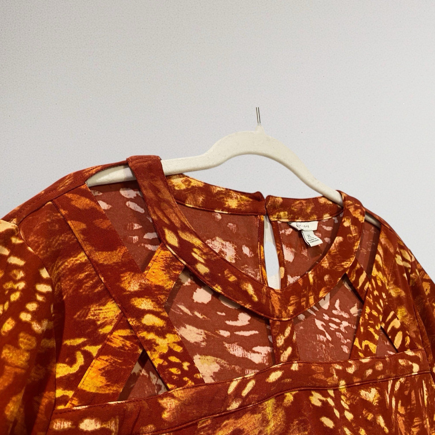 Womens Multi Print Cut Out Neck Top XL Jersey Stretch Artsy Boho Summer Chic