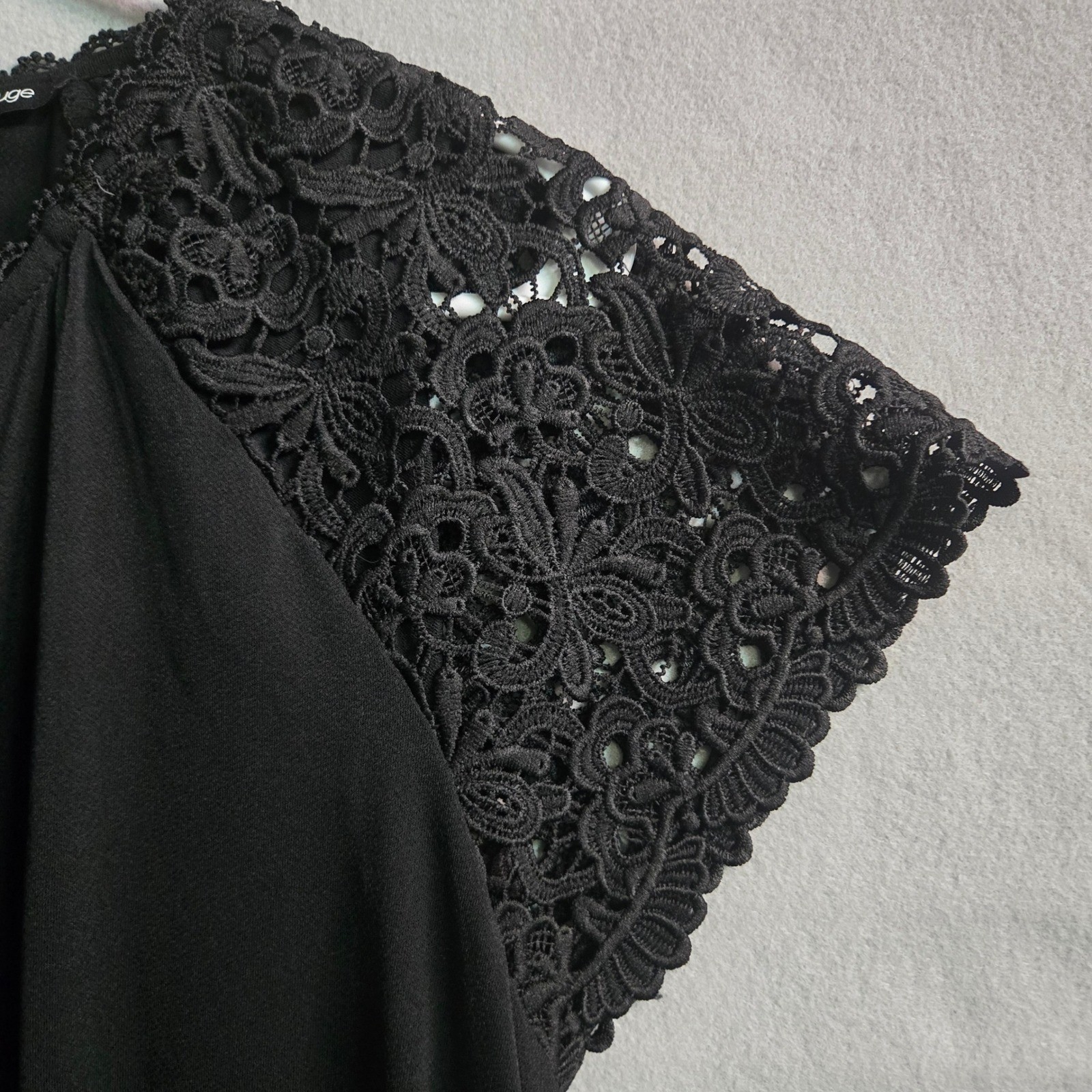 Black Crochet Lace Raglan Sleeve Blouse Keyhole Back Top Medium Dark Feminine