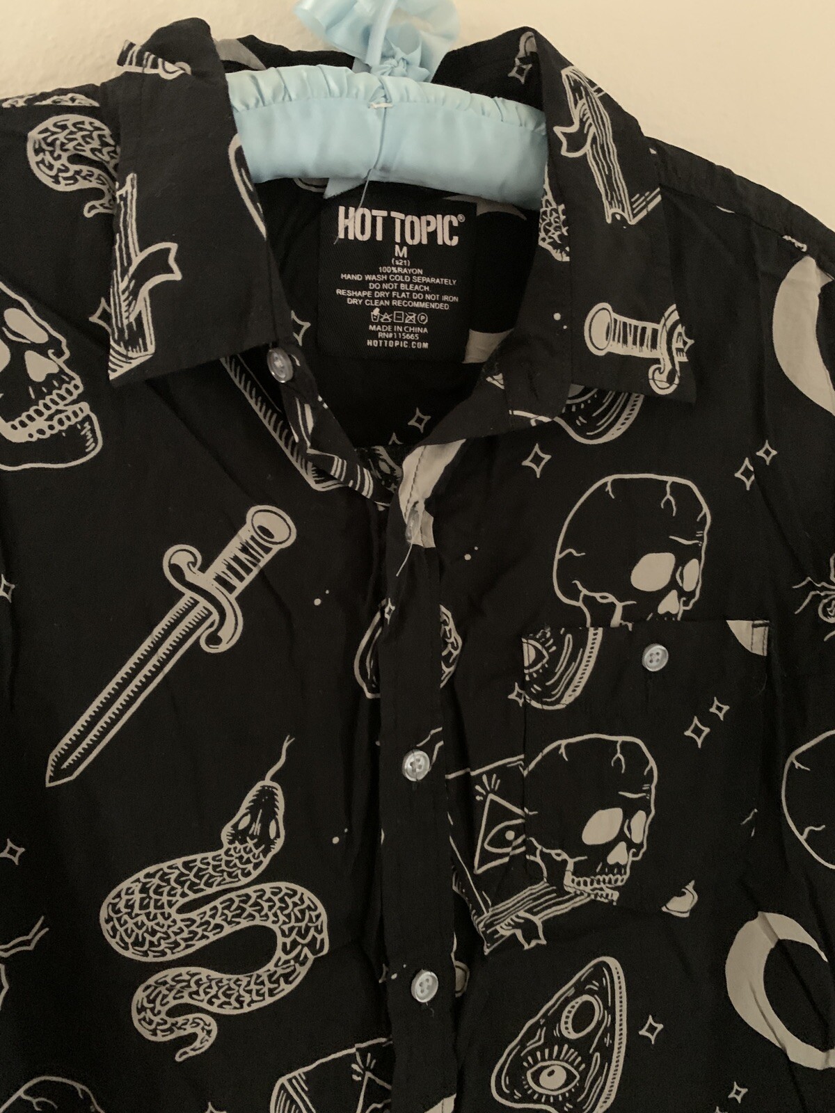 M Women Hot Topic Skull Moon Button Shirt Snake Planchette Goth Witch Halloween