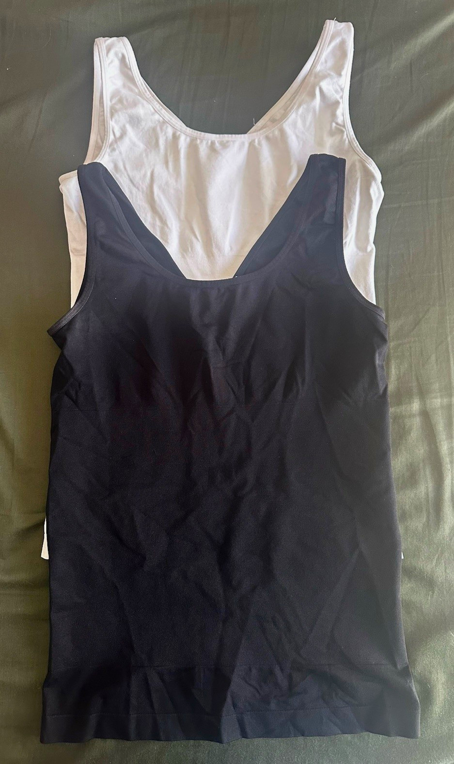 Women’s Compression Tank Top 2 Pack White & Black Size L
